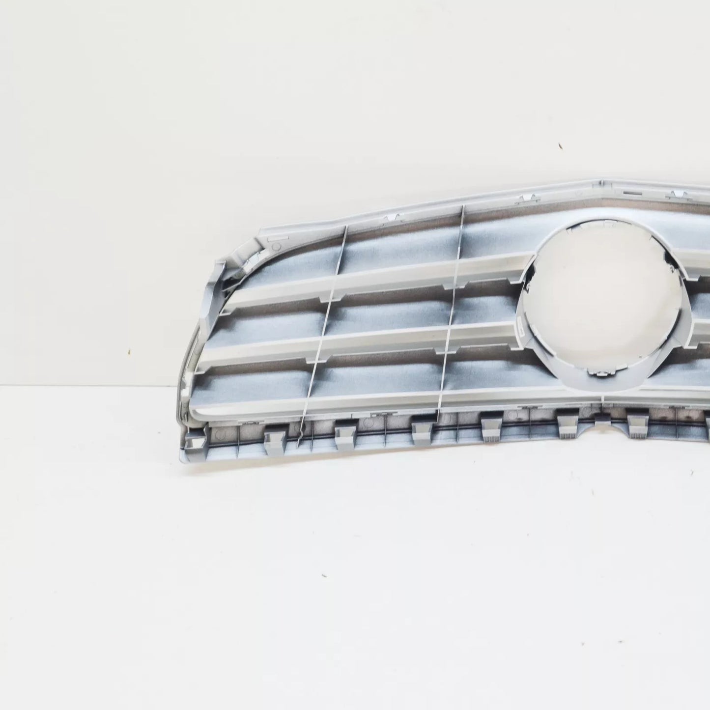 NEW MERCEDES-BENZ B W246 FRONT RADIATOR GRILLE A24688010839982 ORIGINAL