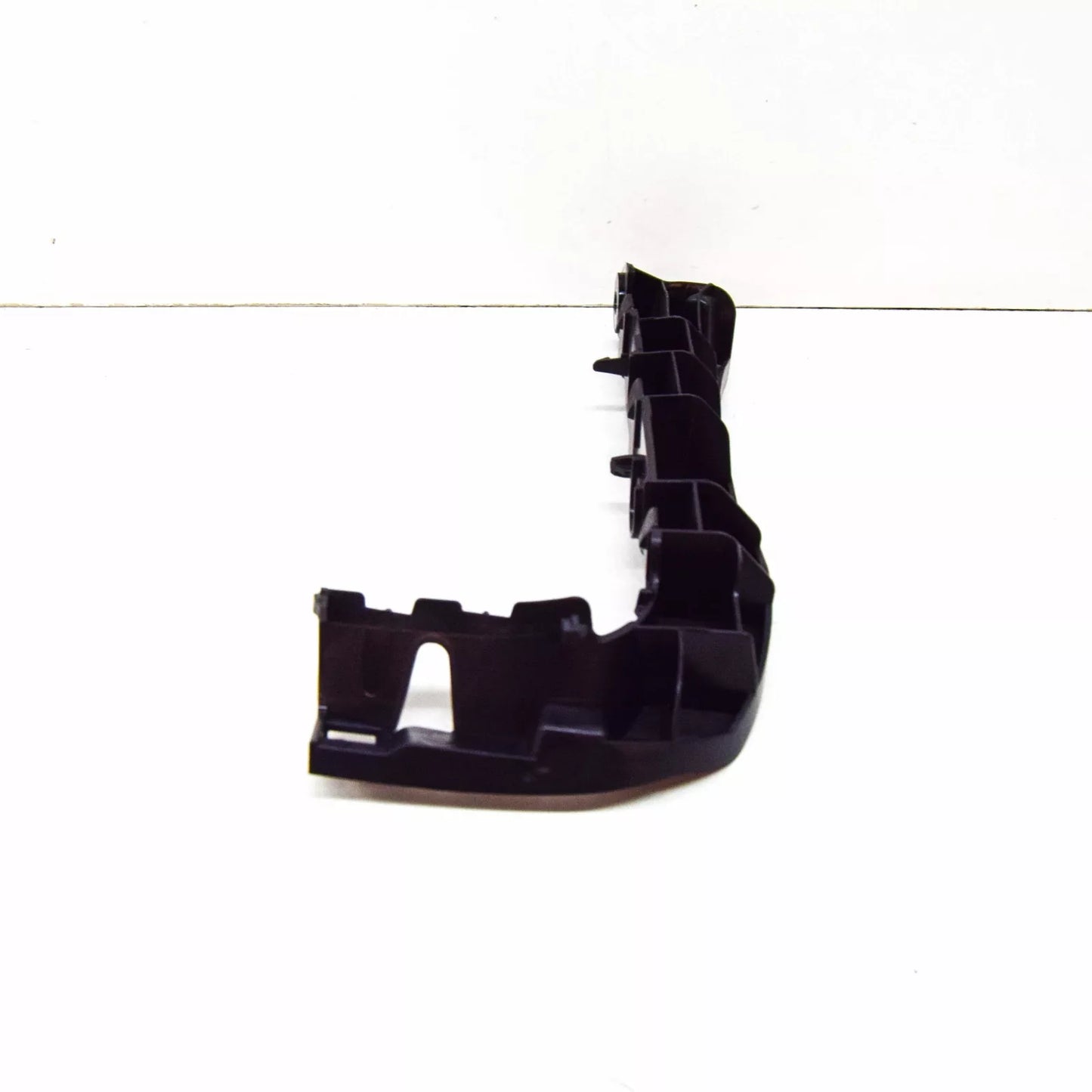 NEW AUDI A3 8V FRONT BUMPER LEFT GUIDE SECTION 8V5807183