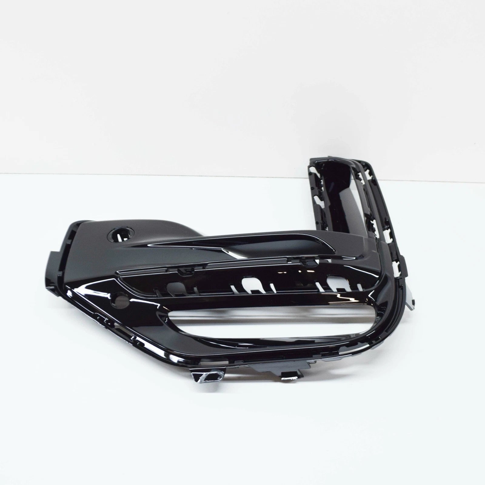 NEW BMW X5 G05 M FRONT RIGHT FOG LIGHT COVER 51118746240