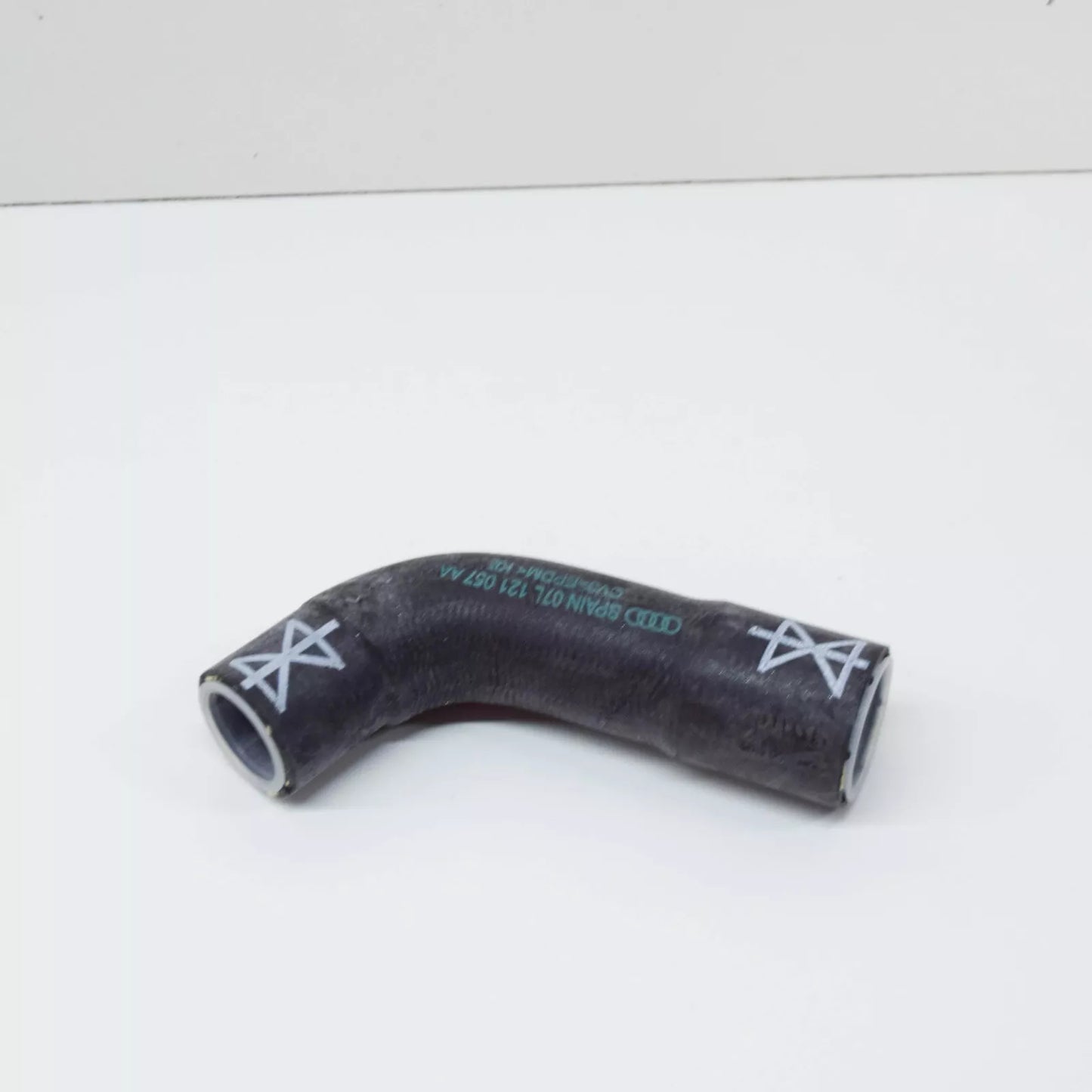 NEW AUDI A6 RS6 C6 COOLANT HOSE 07L121057AA 2008 ORIGINAL