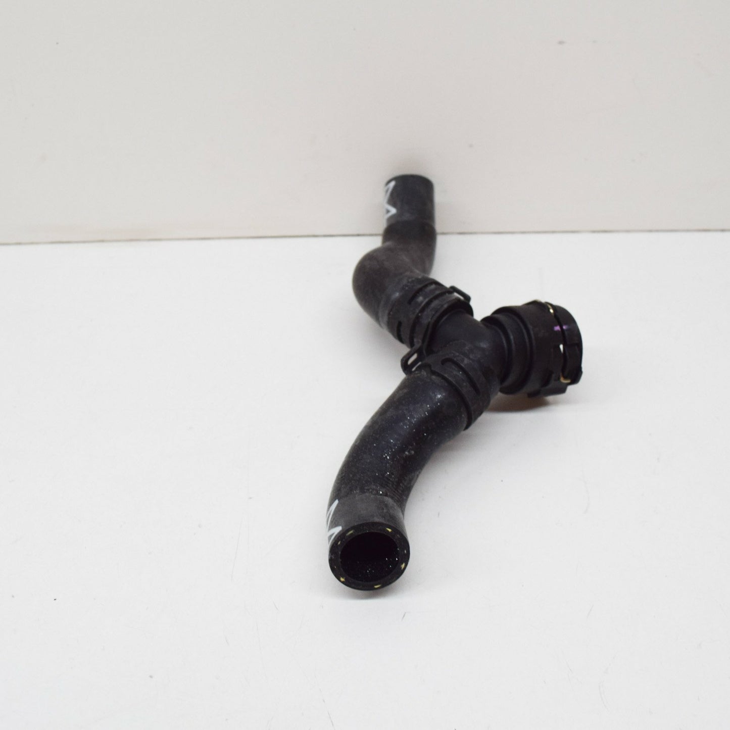 NEW VOLKSWAGEN GOLF MK7 COOLANT HOSE 5Q0122058K 2017 ORIGINAL