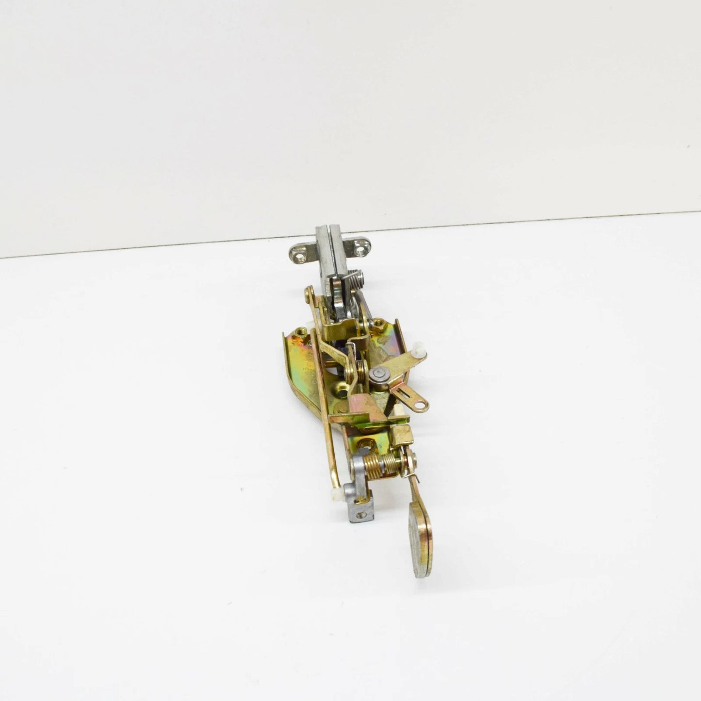 NEW MERCEDES-BENZ W123 LIFTGATE TAILGATE HATCH LOCK A1237400935