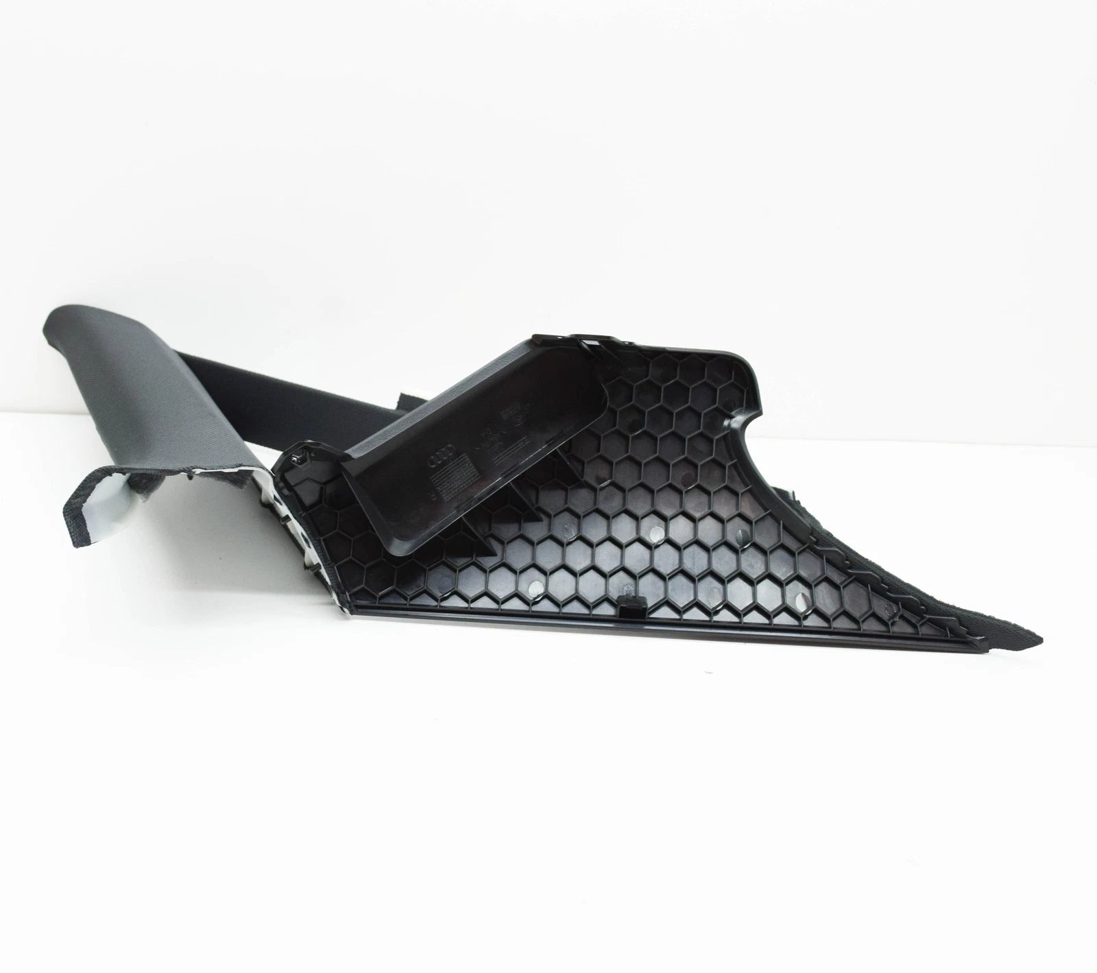 NEW AUDI A6 C8 RIGHT SIDE C-PILLAR TRIM 4K5867288APCB ORIGINAL