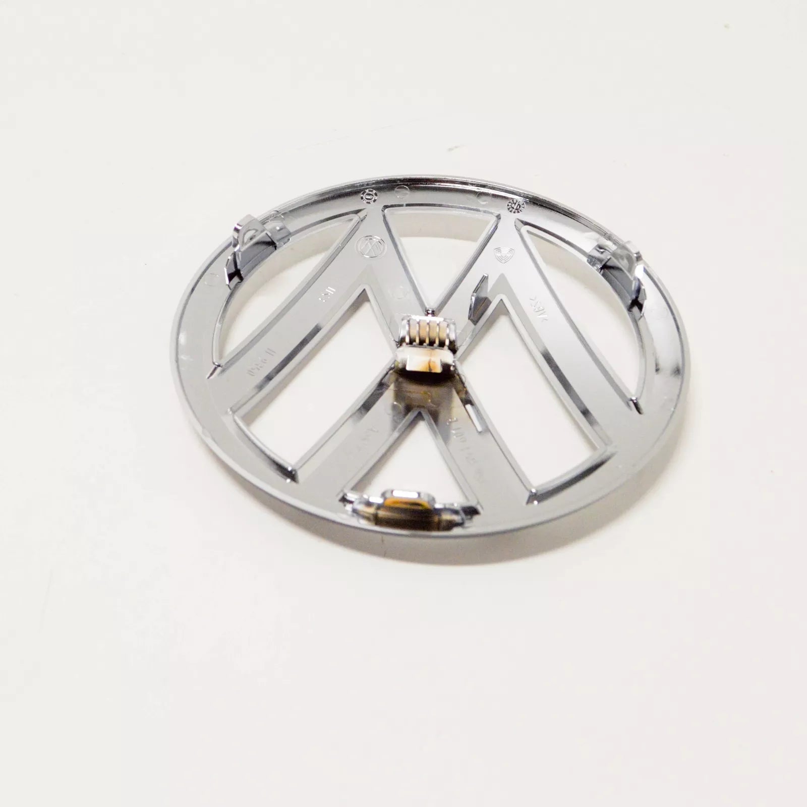 NEW VOLKSWAGEN UP FRONT BUMPER RADIATOR GRILLE EMBLEM 1S6853601B739 ORIGINAL