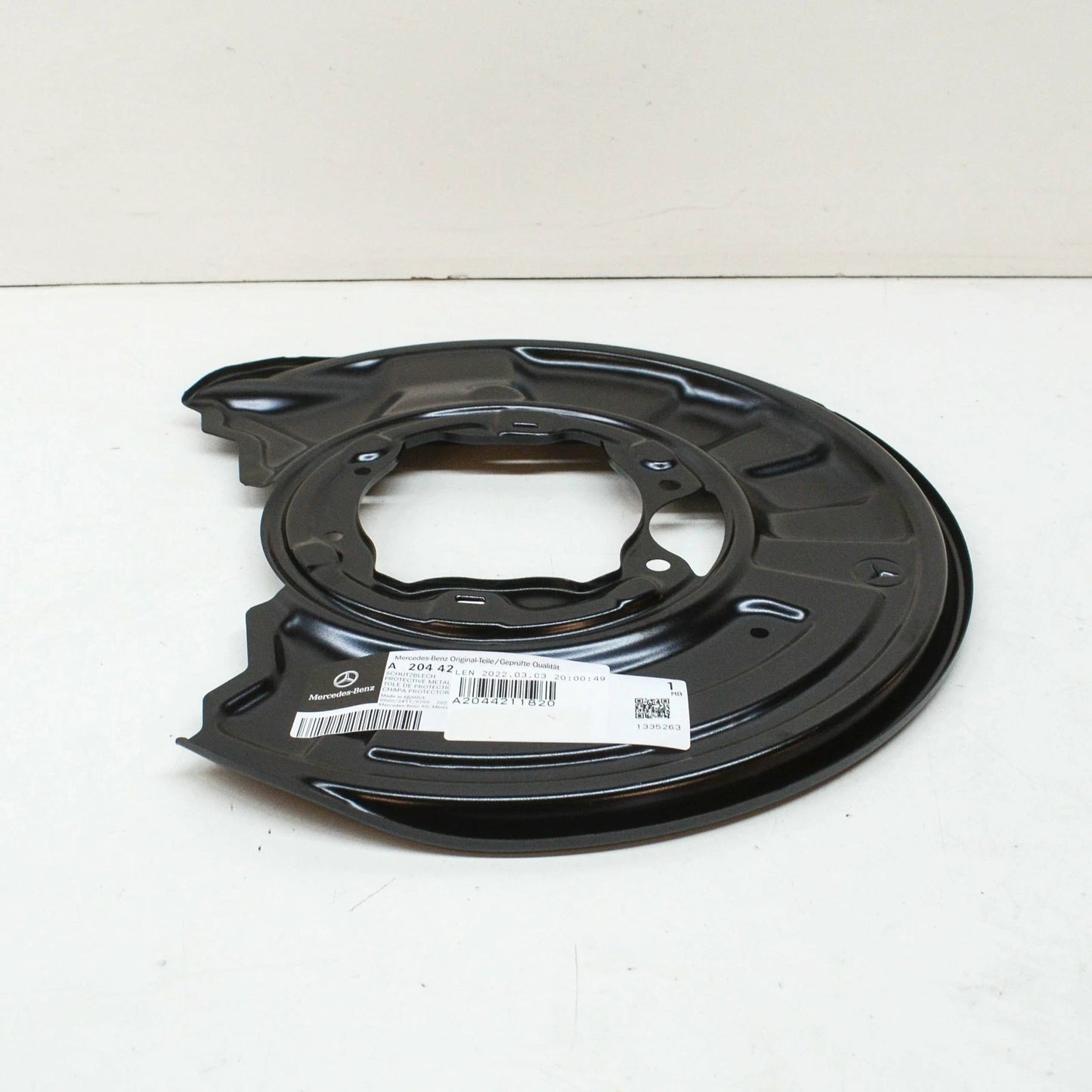 NEW MB C W204 REAR RIGHT BRAKE BACKING PLATE A2044211820 ORIGINAL