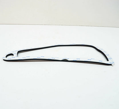 NEW AUDI Q3 8U REAR LEFT TAIL LIGHT SEAL 8U0945191A ORIGINAL