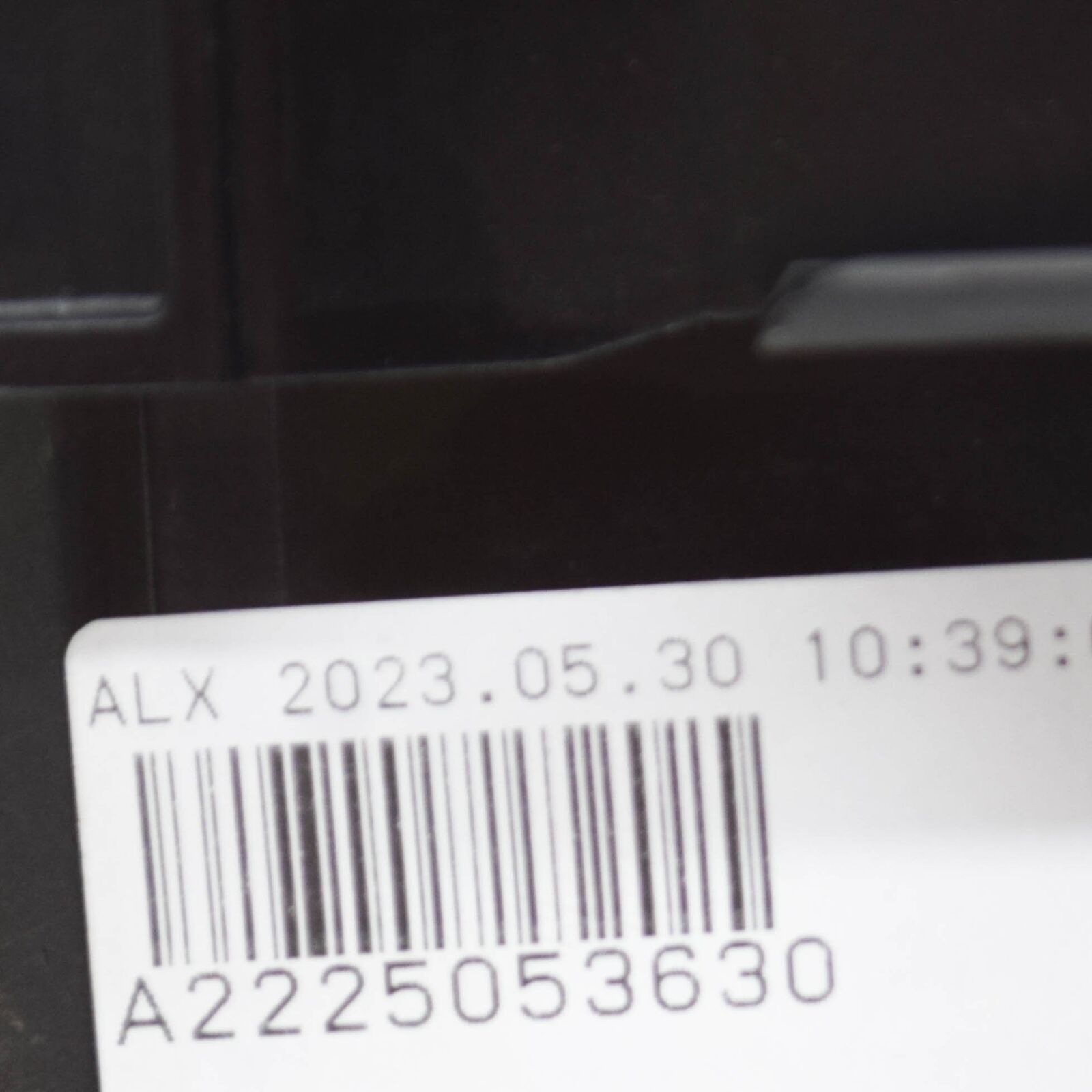 NEW MERCEDES-BENZ S-CLASS W222 RADIATOR RIGHT BOTTOM AIR DUCT A2225053630