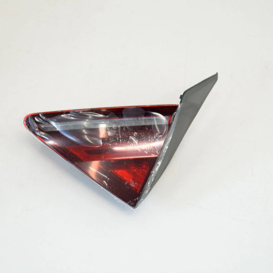 NEW AUDI A7 SPORTBACK RS7 TRUNK LID TAIL LIGHT RIGHT SIDE 4G8945094H 2016