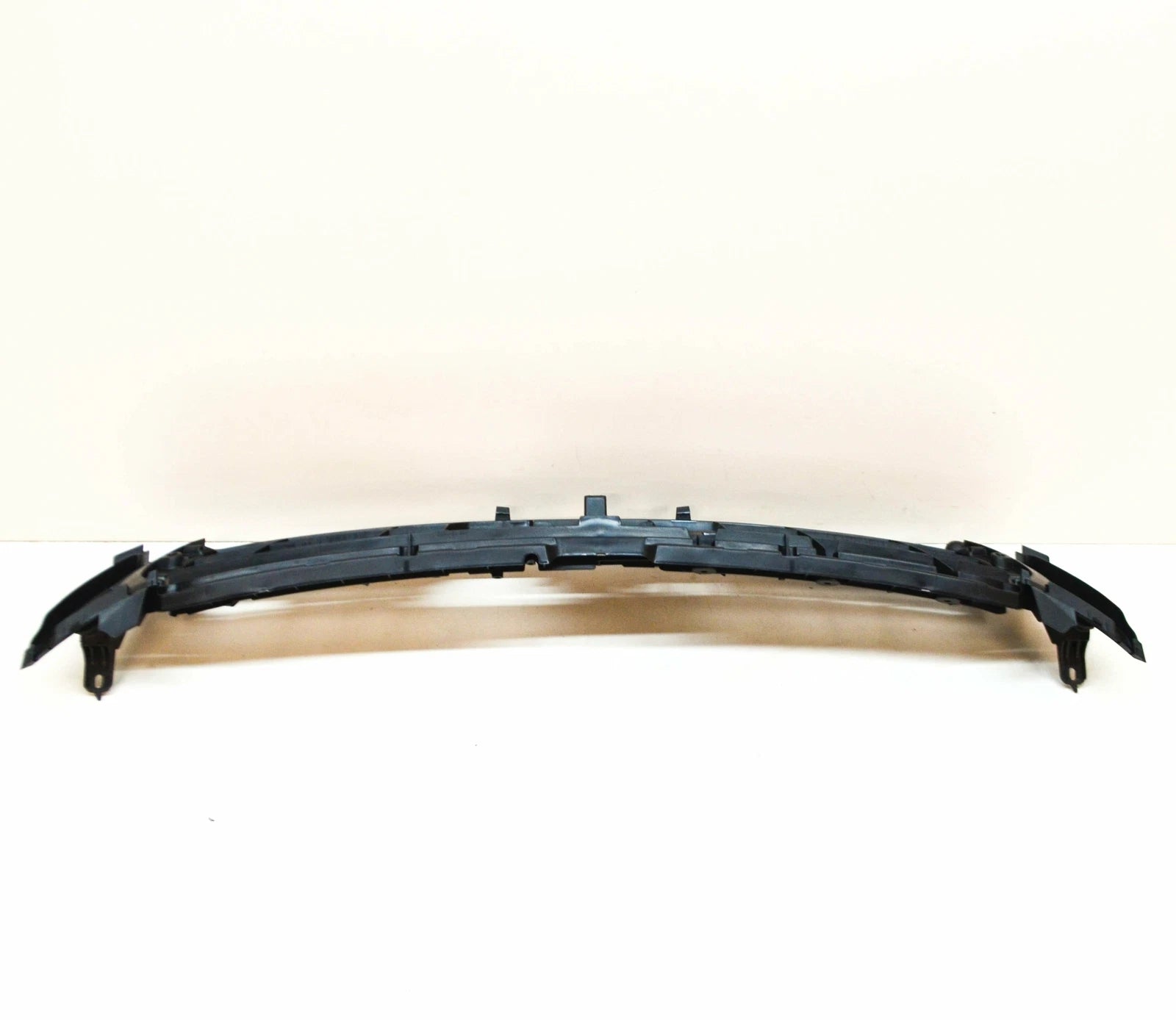 NEW AUDI A7 SPORTBACK 4G8 FRONT BUMPER CENTER CLOSING ELEMENT 4G8807233C