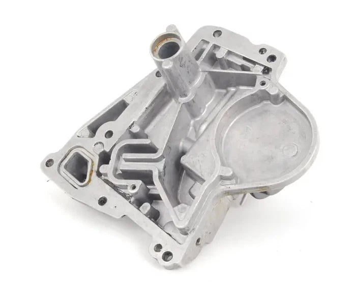 NEW MERCEDES-BENZ SL R231 RIGHT CYLINDER HEAD END COVER A2750101135 ORIGINAL