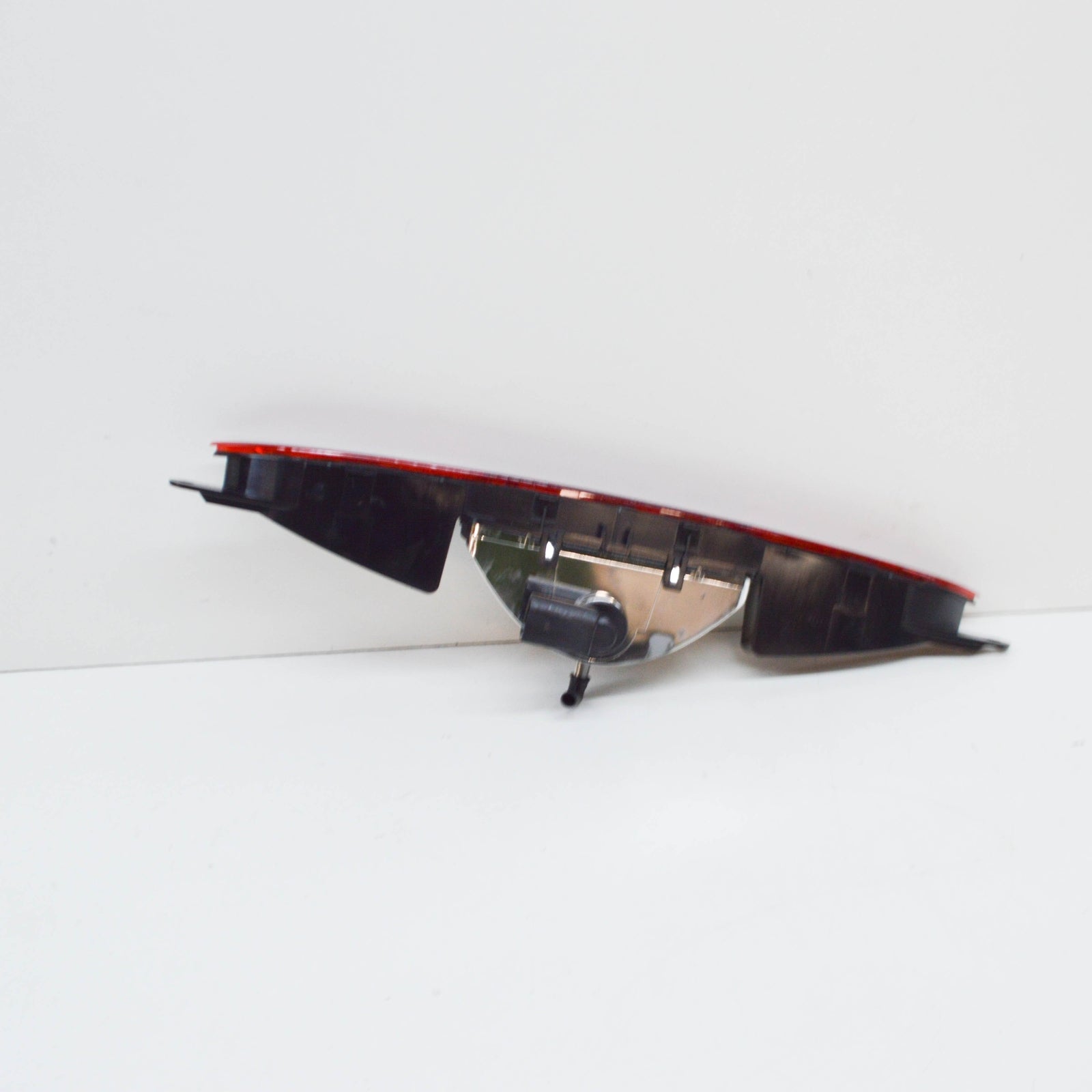 NEW AUDI TT 8J REAR FOG LIGHT 8J0945703 2013 ORIGINAL