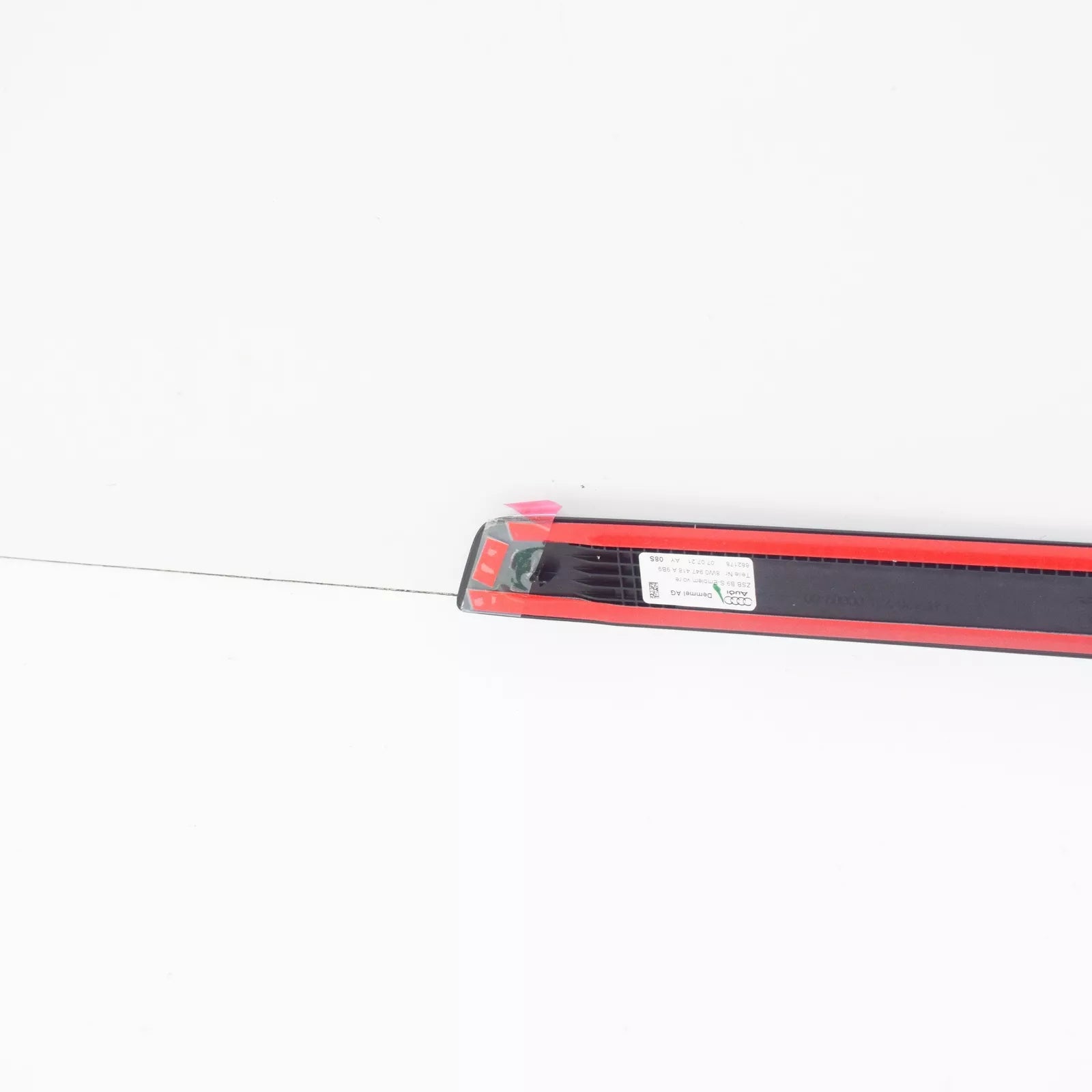NEW AUDI A4 B9 FRONT RIGHT SILL TRIM STRIP S-LINE 8W0947418A9B9 ORIGINAL
