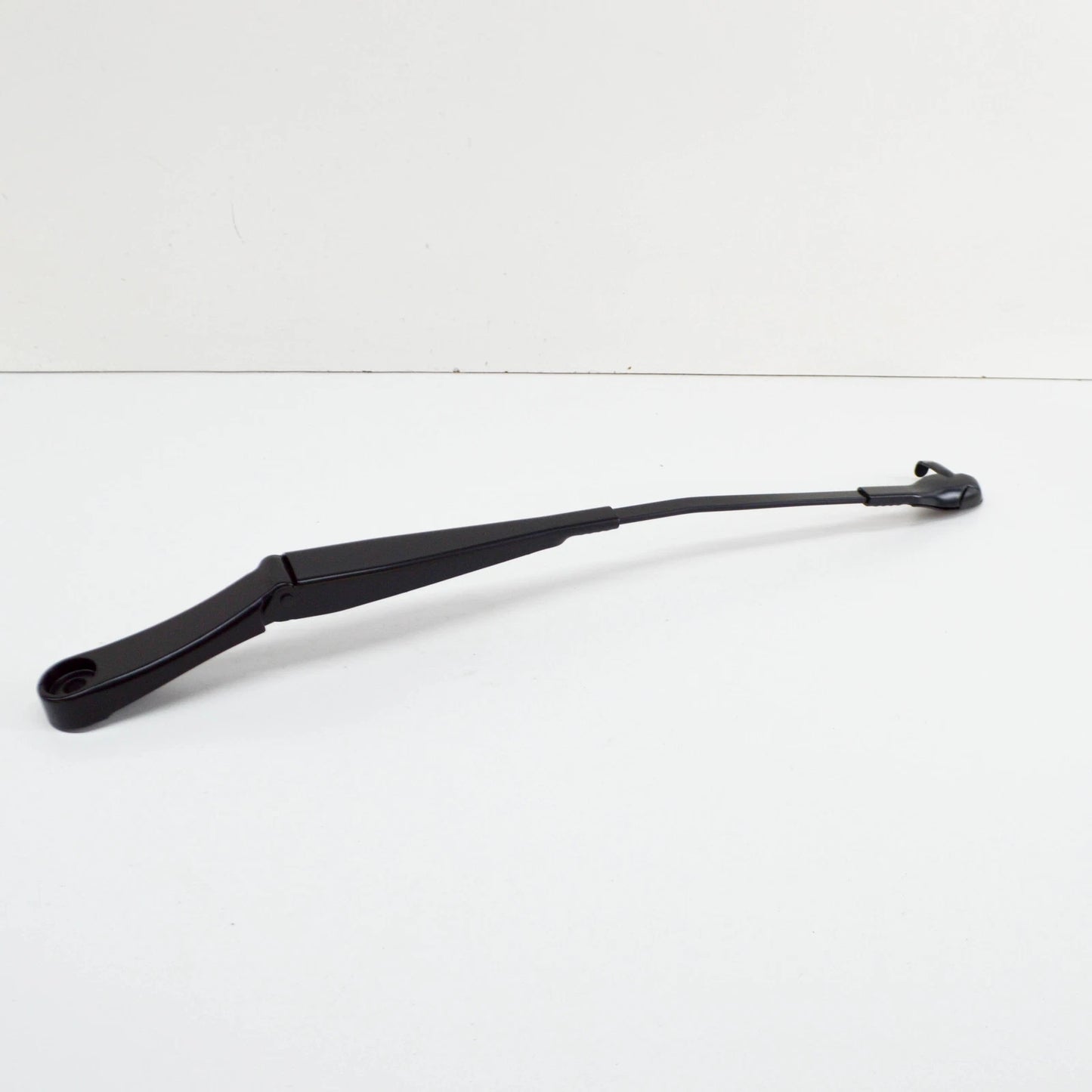 NEW VW TOUAREG 7P FRONT RIGHT WIPER ARM RHD 7P0955410C ORIGINAL
