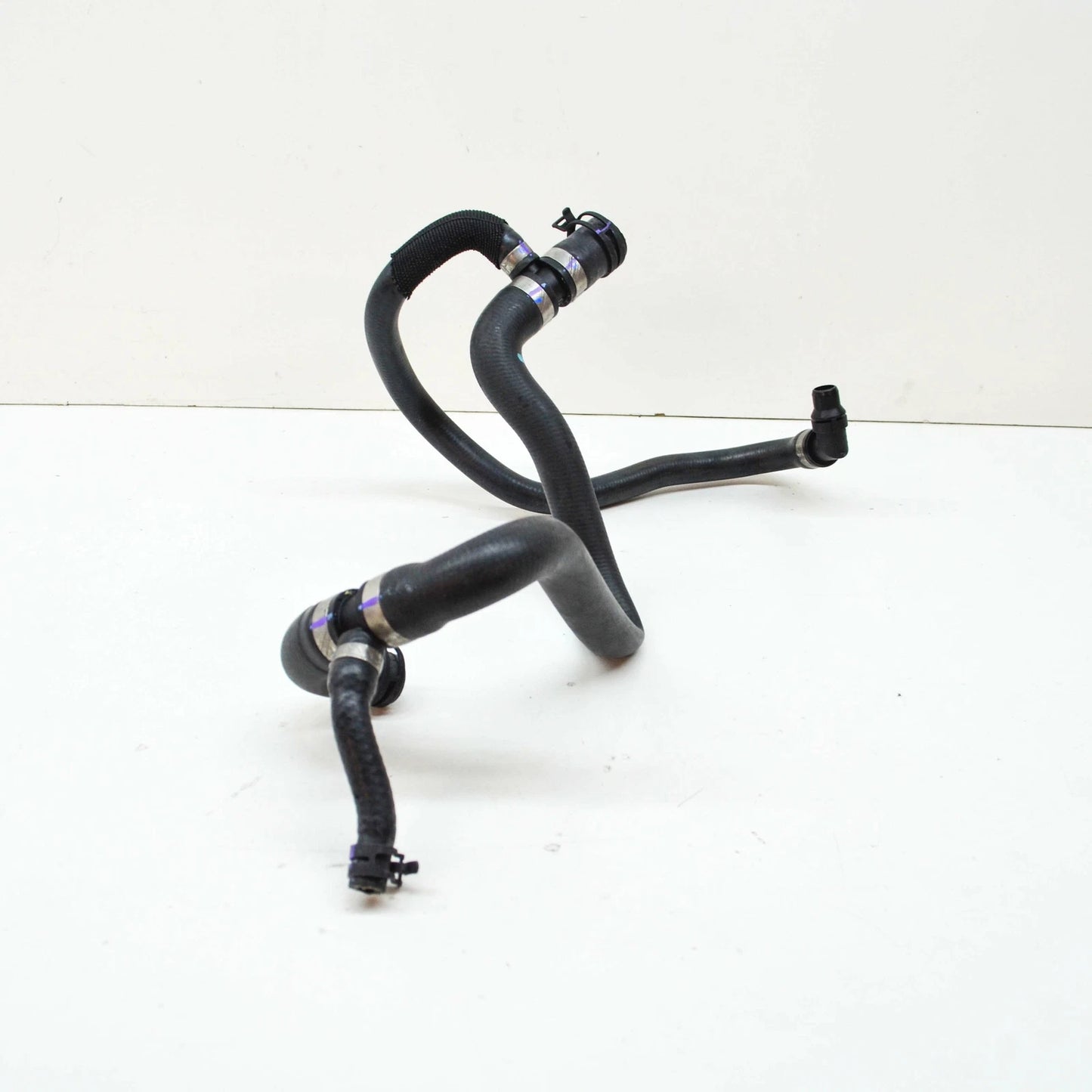 NEW MERCEDES-BENZ GLE W166 EXPANSION RESERVOIR CIRCUIT PIPE A1668301300 ORIGINAL