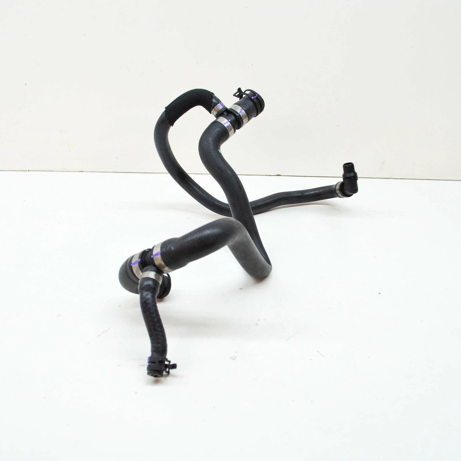 NEW MERCEDES-BENZ GLE W166 EXPANSION RESERVOIR CIRCUIT PIPE A1668301300 ORIGINAL