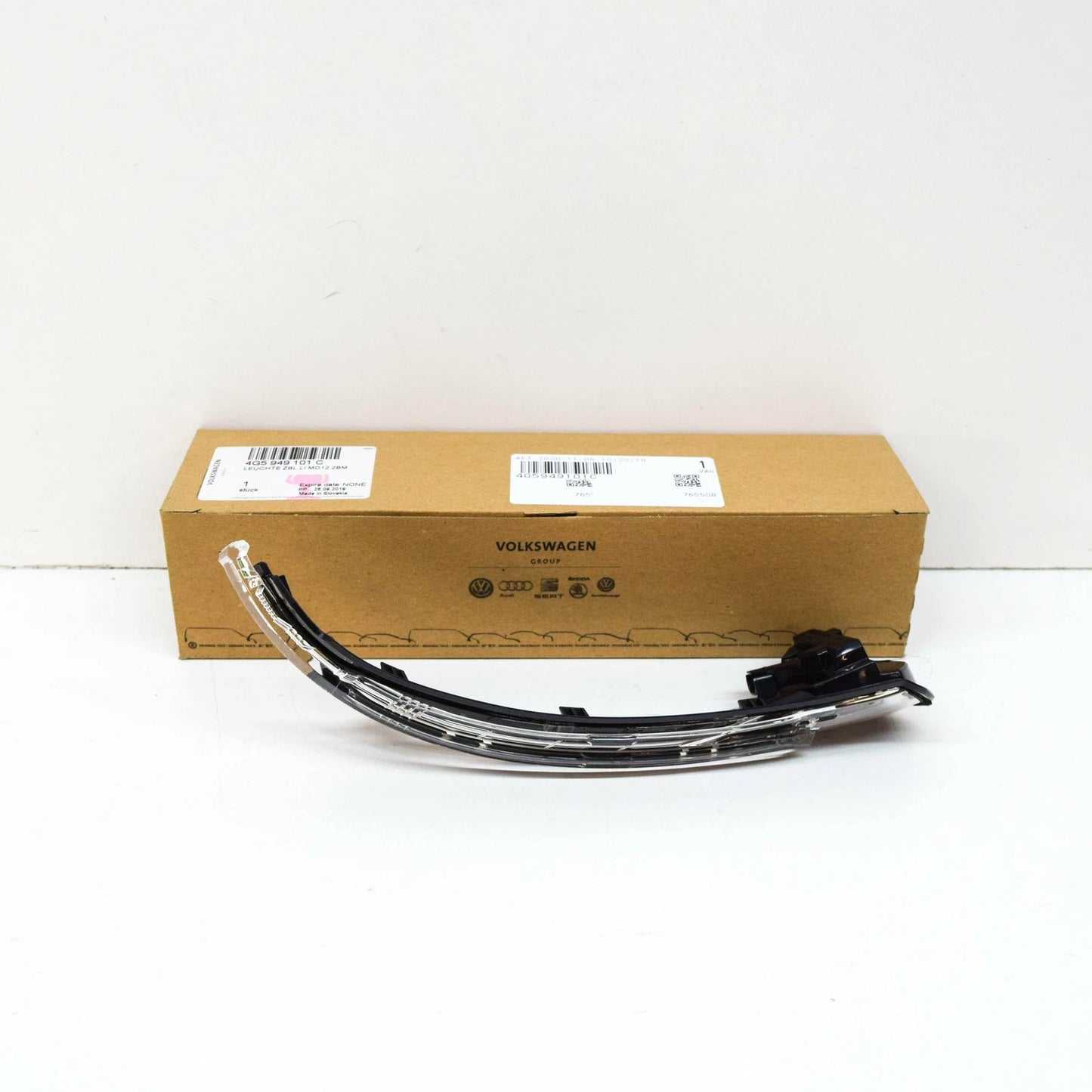 NEW AUDI A6 C7 LEFT WING MIRROR TURN INDICATOR LIGHT 4G5949101C