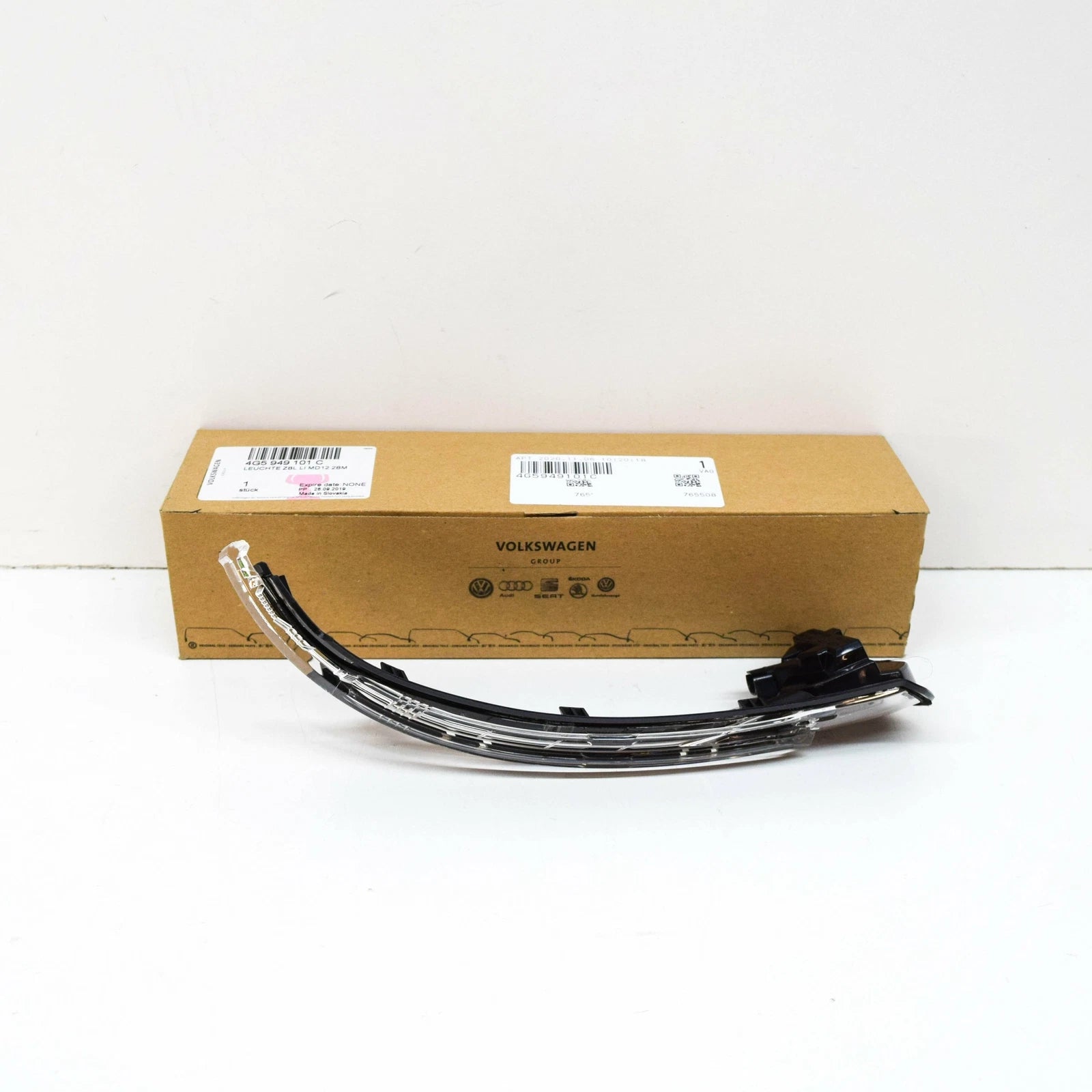 NEW AUDI A6 C7 LEFT WING MIRROR TURN INDICATOR LIGHT 4G5949101C