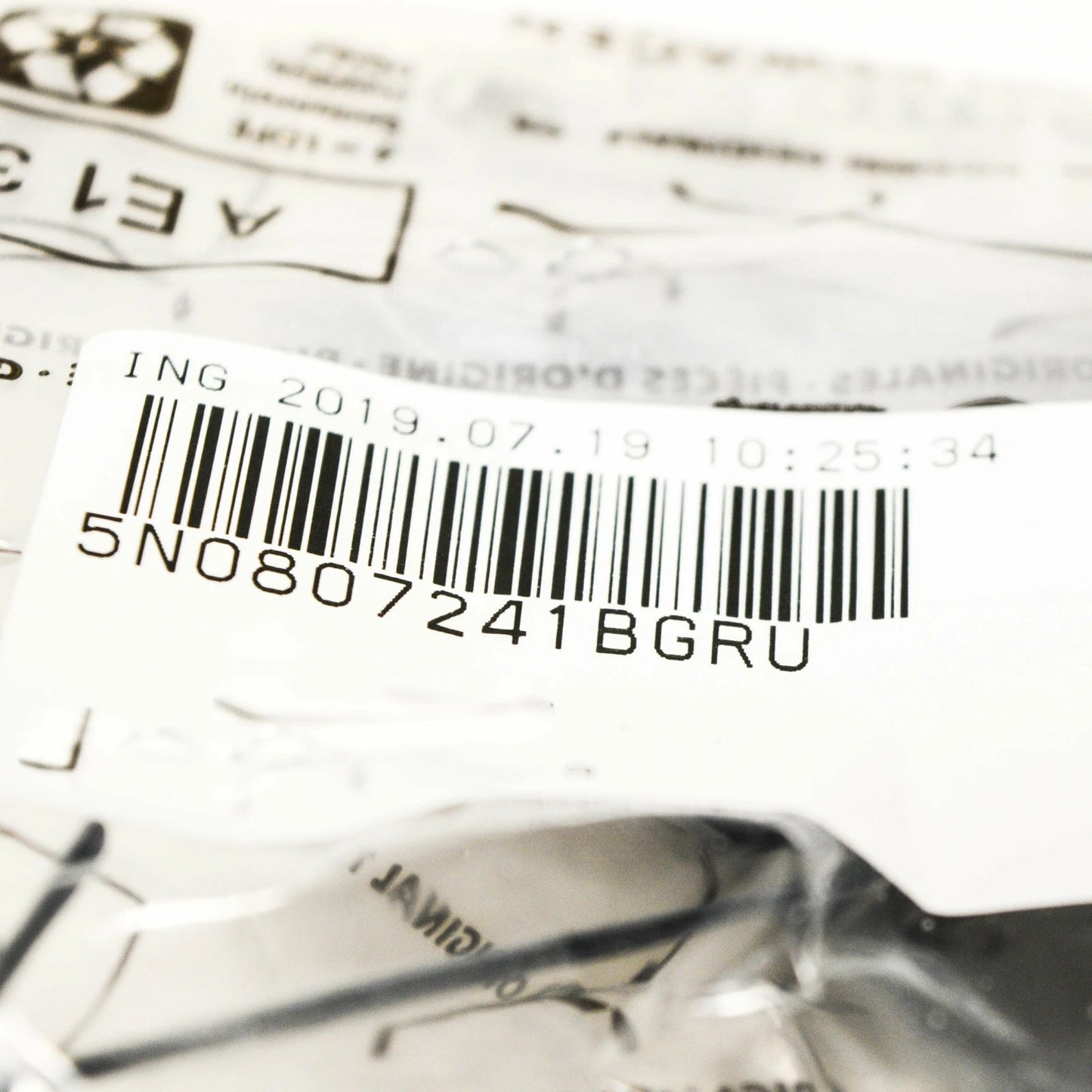 NEW VW TIGUAN MK1 FRONT BUMPER TOW HOOK EYE CAP RIGHT 5N0807241BGRU