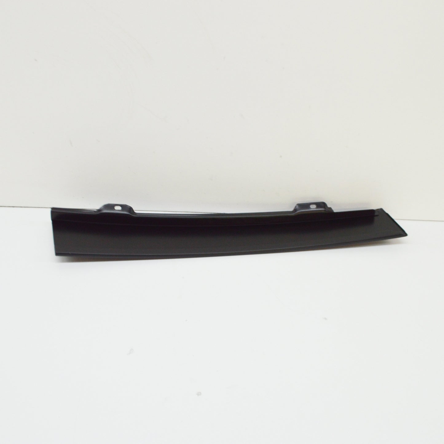 NEW VW GOLF PLUS 5M RIGHT DOOR WINDOW FRAME TRIM 5M083790203C ORIGINAL