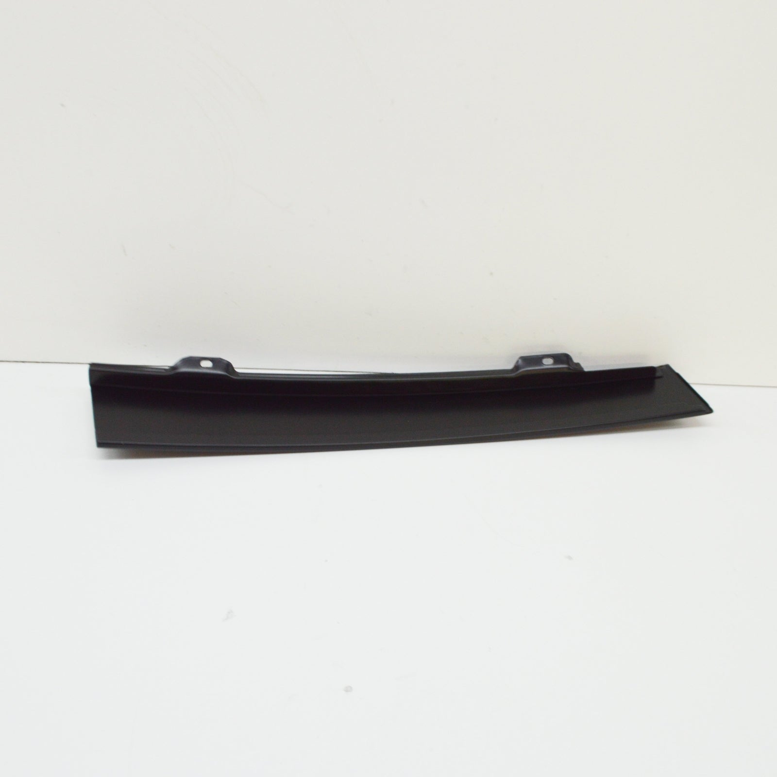NEW VW GOLF PLUS 5M RIGHT DOOR WINDOW FRAME TRIM 5M083790203C ORIGINAL