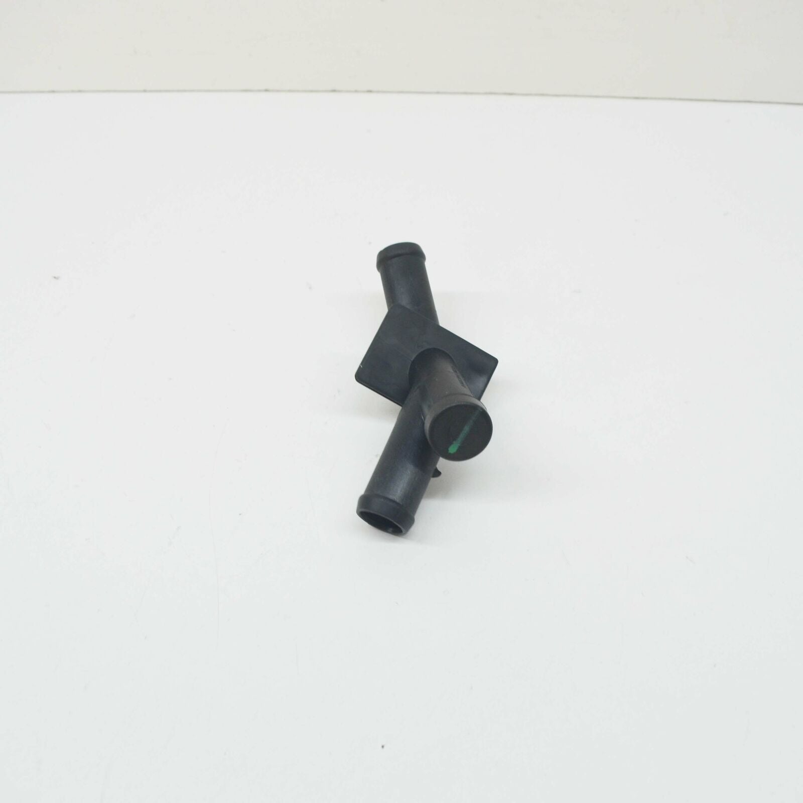 NEW MB GLE W166 HEATER WATER HOSE CONNECTION FITTING RHD A1669971659 ORIGINAL