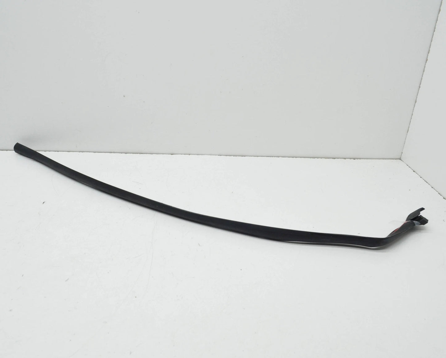 NEW BMW 7 F01 REAR RIGHT DOOR SEAL RUBBER 51357177944 ORIGINAL