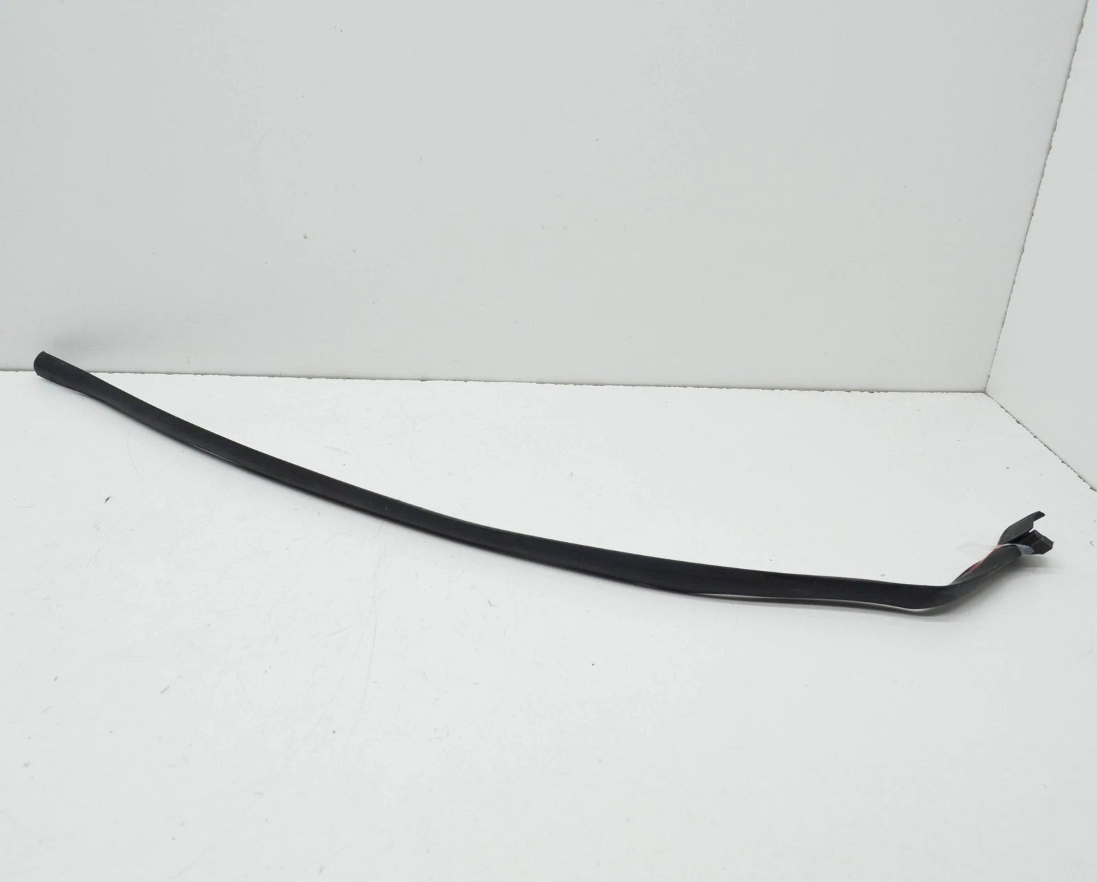 NEW BMW 7 F01 REAR RIGHT DOOR SEAL RUBBER 51357177944 ORIGINAL
