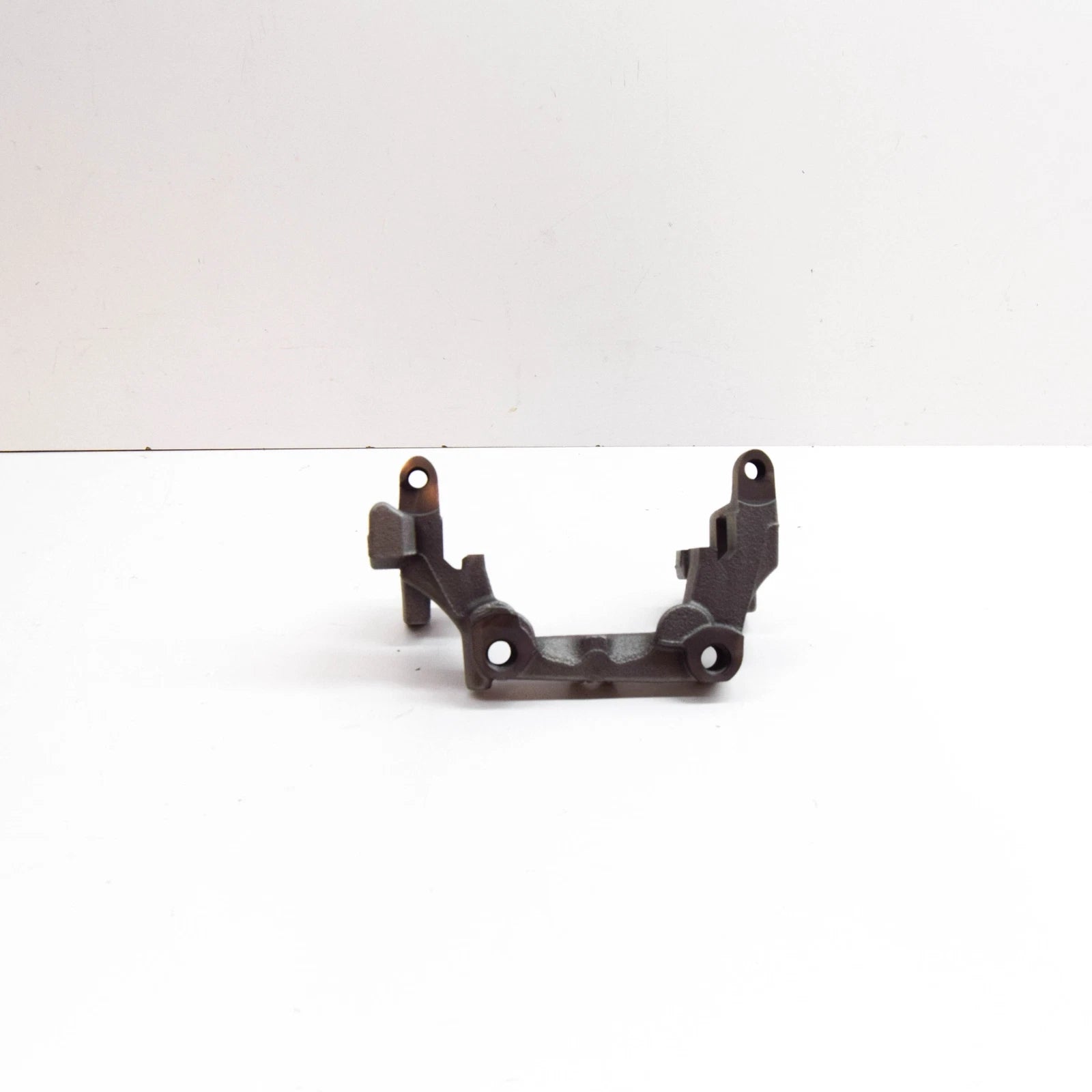 NEW MERCEDES-BENZ C W205 REAR LEFT BRAKE CARRIER A2054230306 ORIGINAL