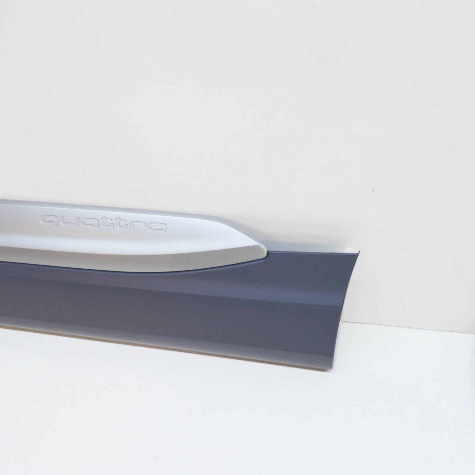 NEW AUDI Q7 4M REAR LEFT DOOR COVER 4M0853969BGRU ORIGINAL