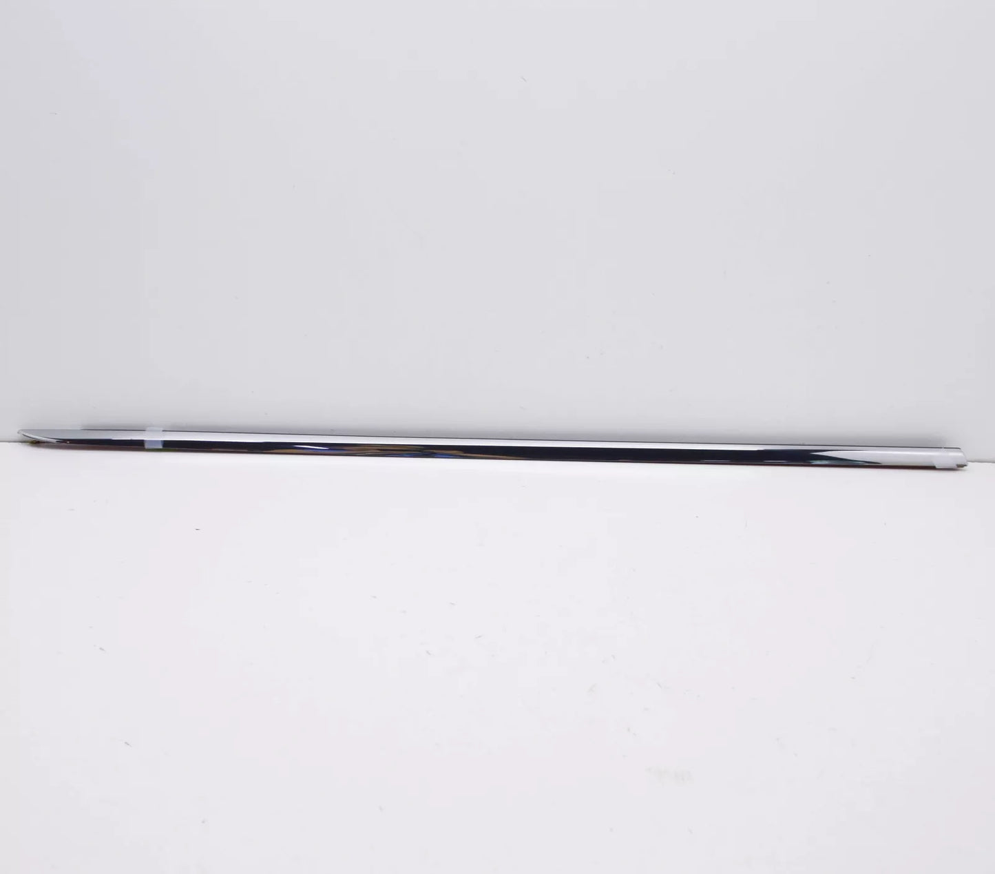 NEW MERCEDES-BENZ S W222 REAR LEFT DOOR TRIM STRIP A2226908701
