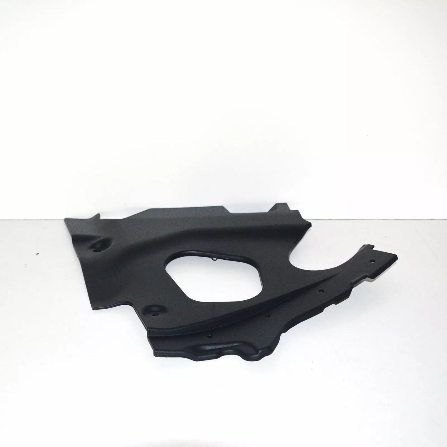 NEW BMW X3 G01 LEFT UPPER ENGINE COMPARTMENT COVER 51767397489 ORIGINAL