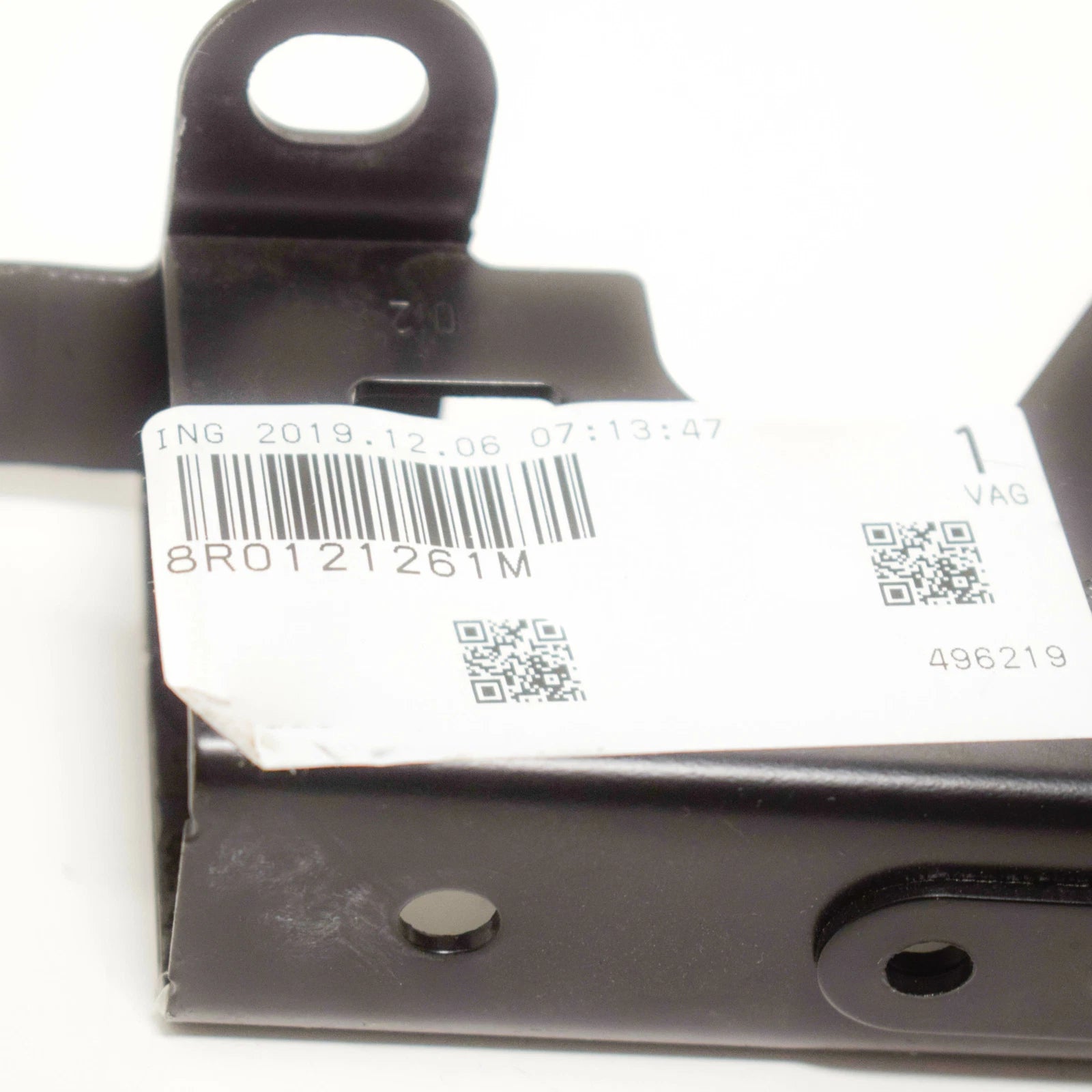 NEW AUDI Q5 8R ADDITIONAL COOLANT PUMP BRACKET LEFT OUTER 8R0121261M ORIGINAL