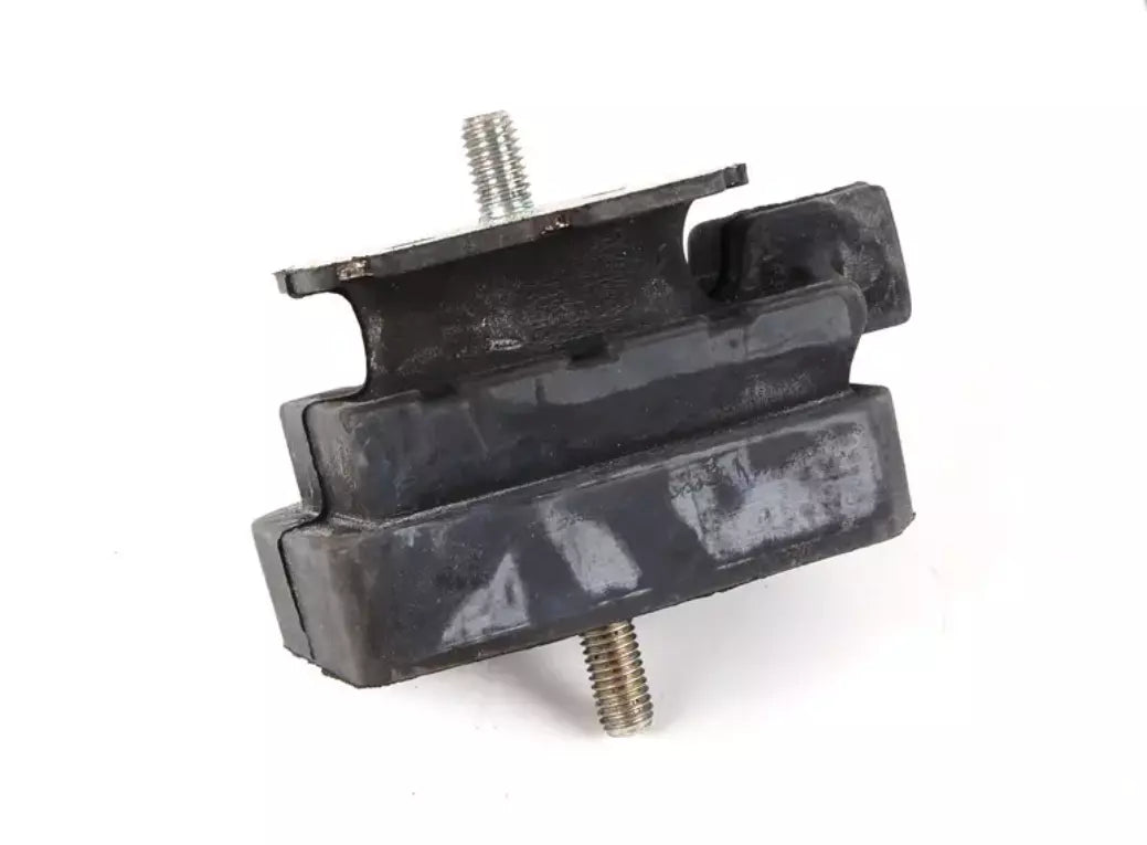 NEW BMW 5 E60 AUTOMATIC TRANSMISSION MOUNT 6771741 22316771741 ORIGINAL