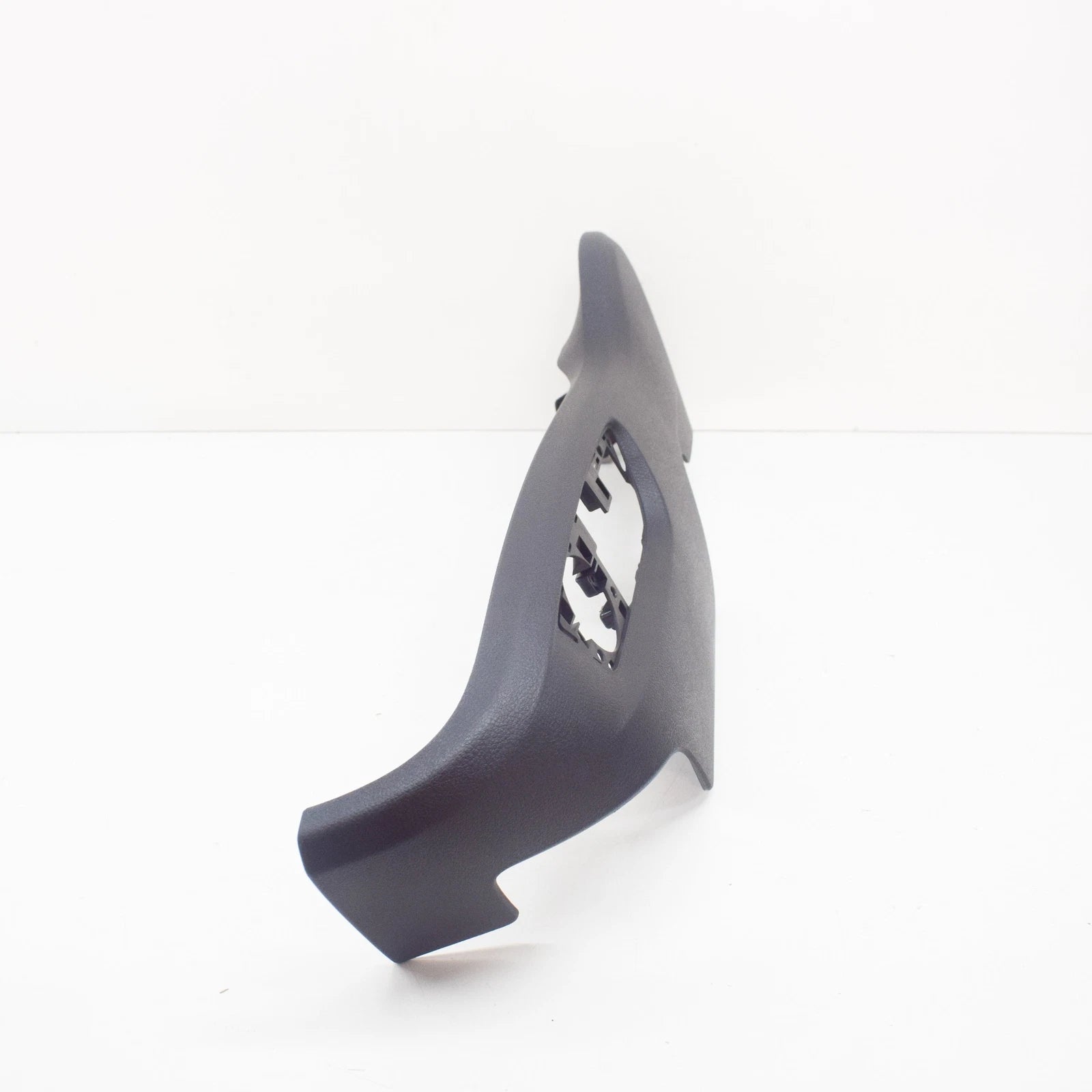 NEW VW TOUAREG 7P FRONT LEFT SEAT FRAME TRIM 7P6881313C82V ORIGINAL