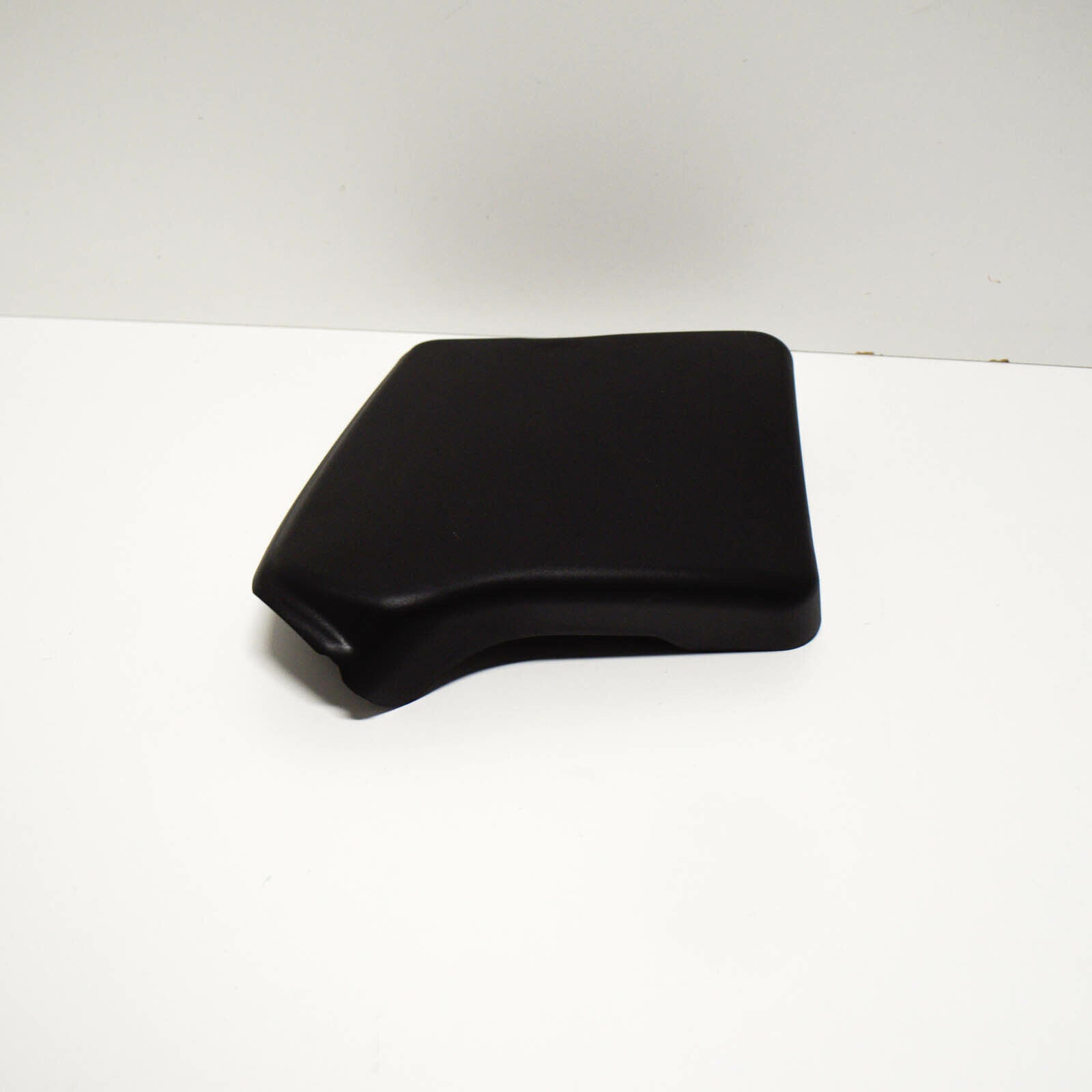 NEW AUDI Q5 8R REAR LEFT TAIL LIGHT COVER CAP 8R0945425A ORIGINAL