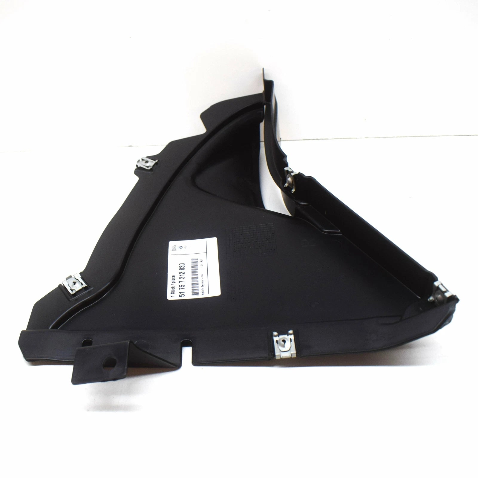 NEW BMW 5 F10 FRONT RIGHT FENDER LINER BOTTOM FRONT COVER 51757312830 ORIGINAL