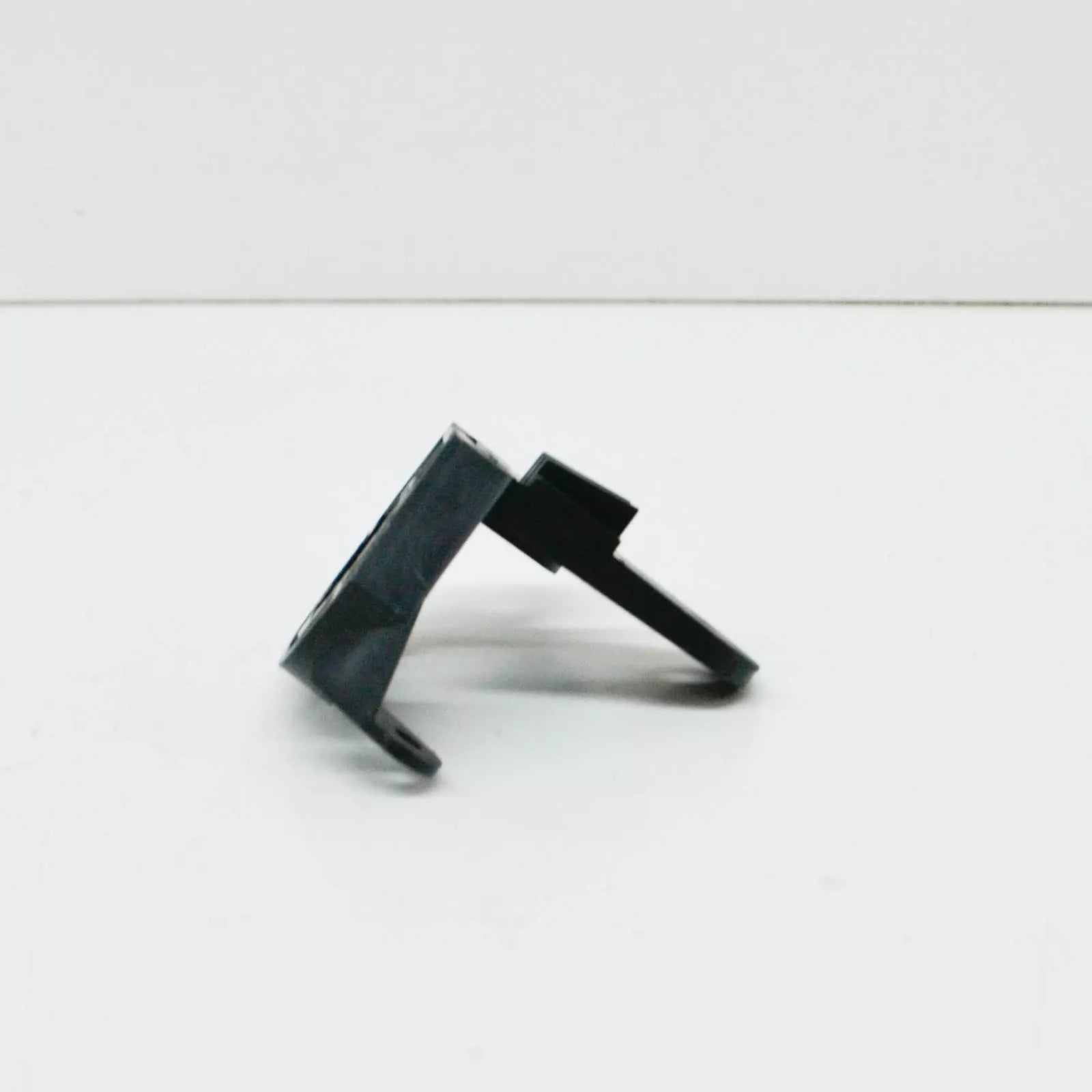 NEW MERCEDES-BENZ GLK X204 LEFT HEADLIGHT BRACKET REPAIR KIT A2048200714