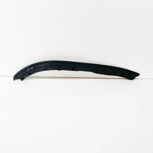 NEW MERCEDES-BENZ C W203 FRONT RIGHT DOOR SEALING FRAME A2037201678