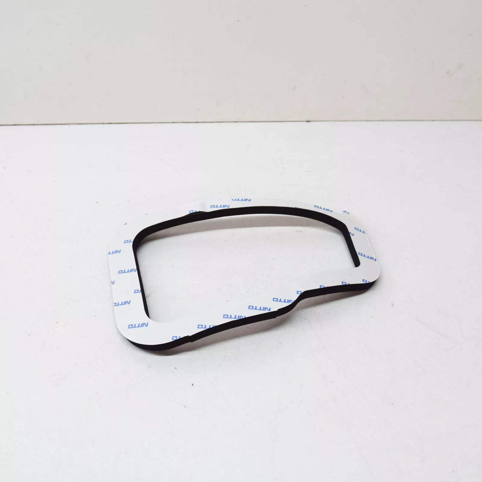 NEW VOLKSWAGEN GOLF MK7 REAR LEFT INNER TAIL LIGHT SEAL 5G0945191