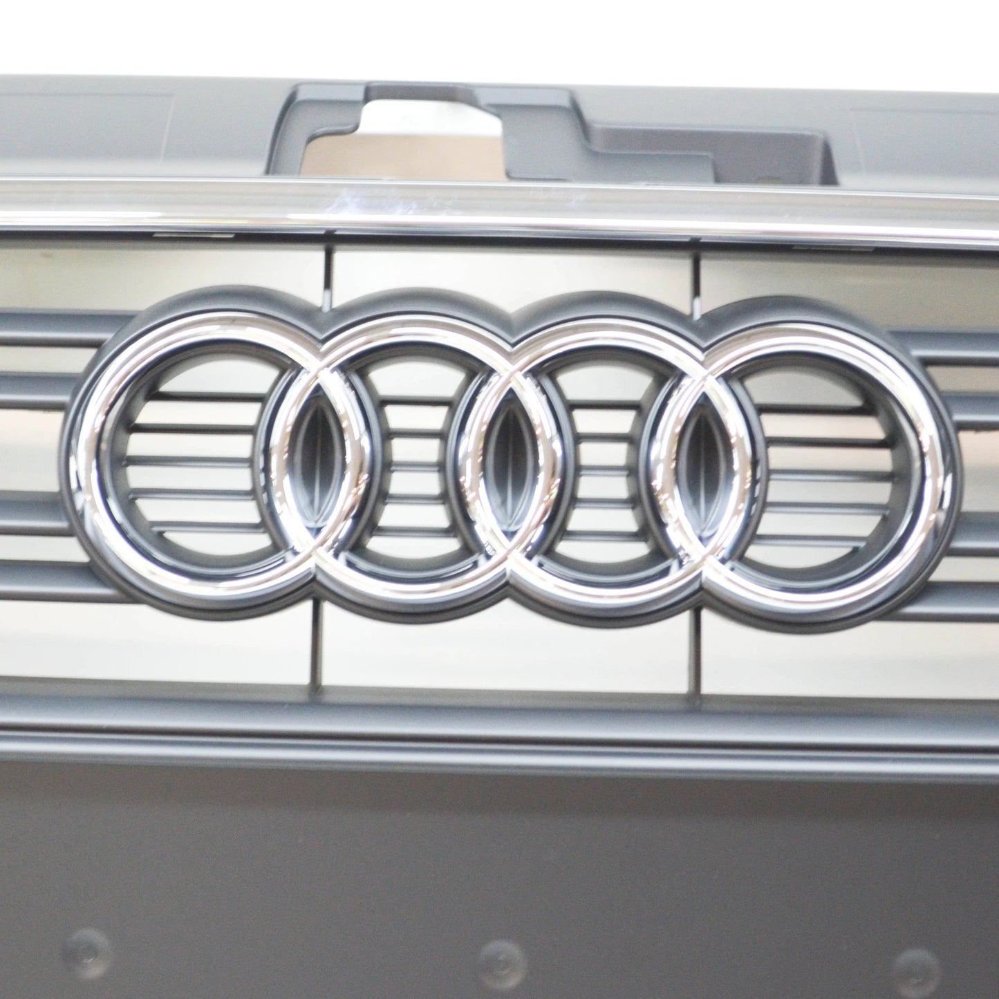 NEW AUDI A3 8V RADIATOR GRILLE 8V3853651AA3FZ