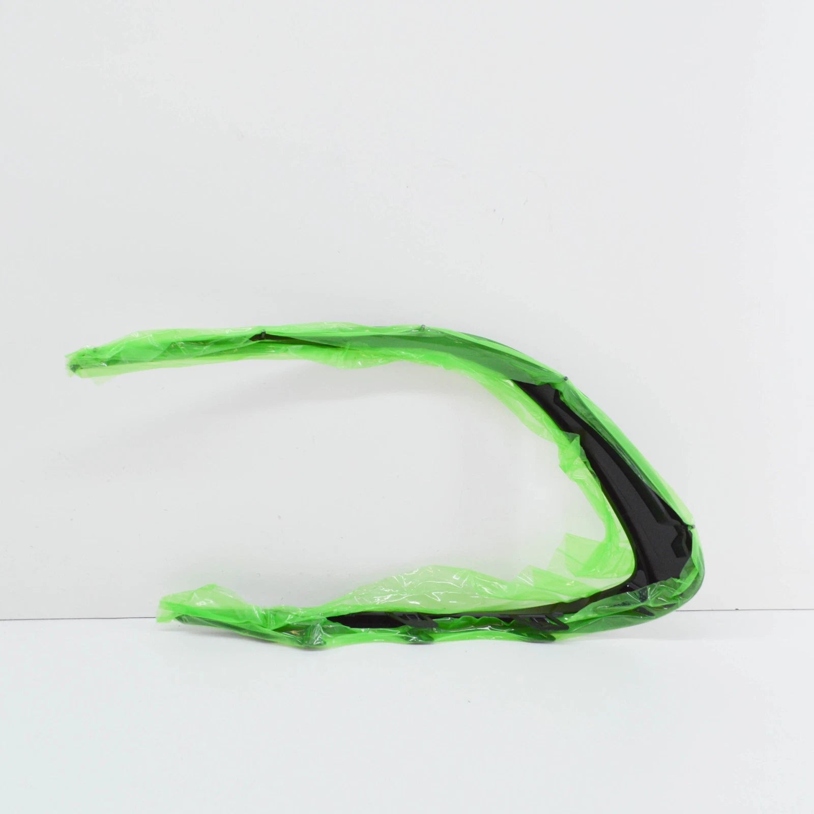 NEW MB CLA C117 FRONT BUMPER RIGHT OUTER SIDE SPOILER A1178858700 ORIGINAL