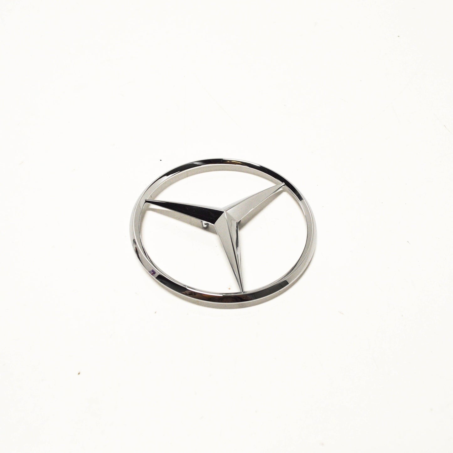 NEW MB VIANO W639 TRUNK LID EMBLEM BADGE A63975800587F24 ORIGINAL