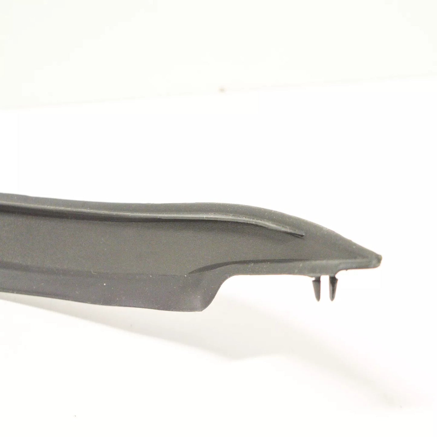 NEW MERCEDES BENZ SLK R172 AMG INTERIOR-REAR SEAL LEFT A1726310198 ORIGINAL