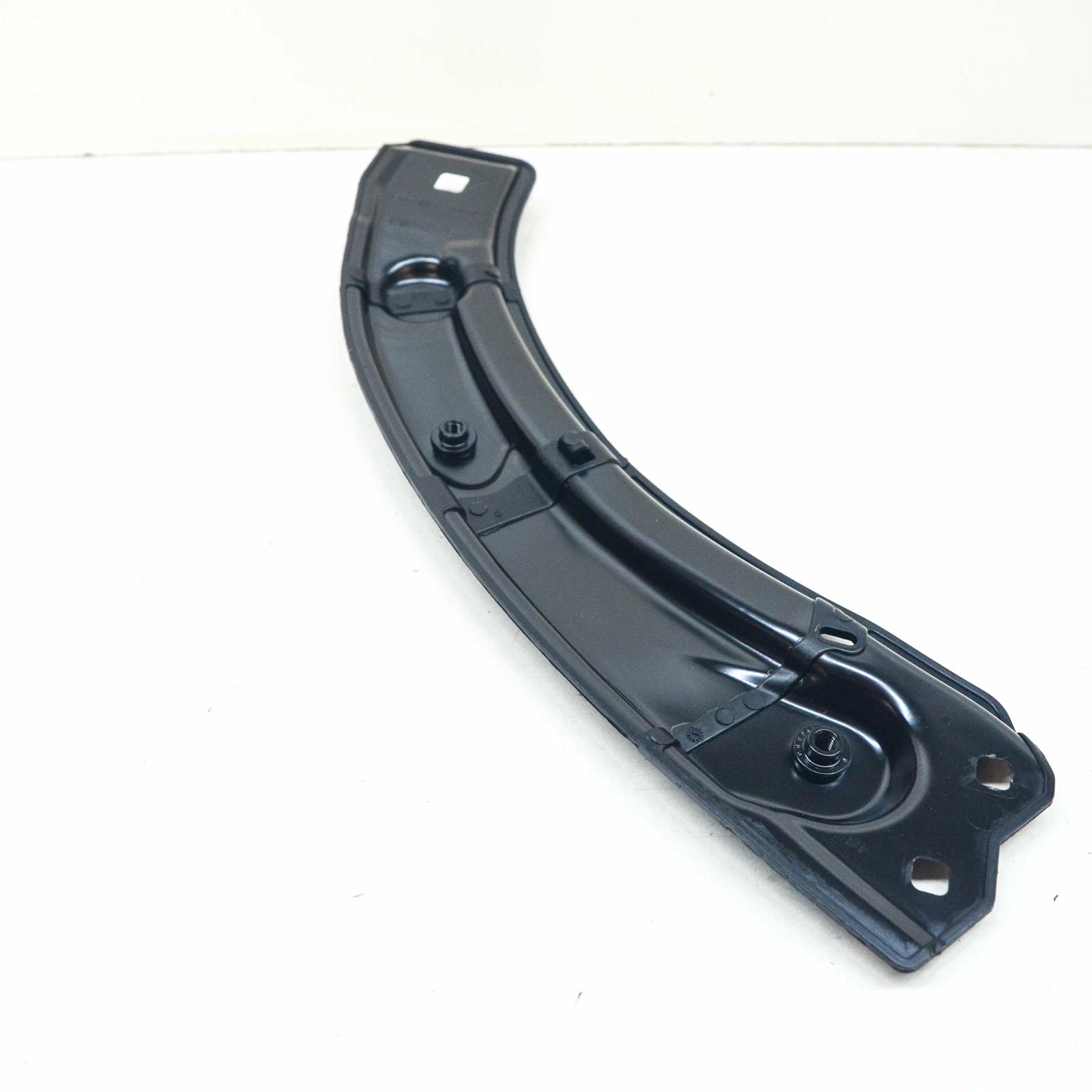NEW AUDI Q3 12-18 FRONT FRAME LEFT UPPER BRACE BRACKET 8U0805931