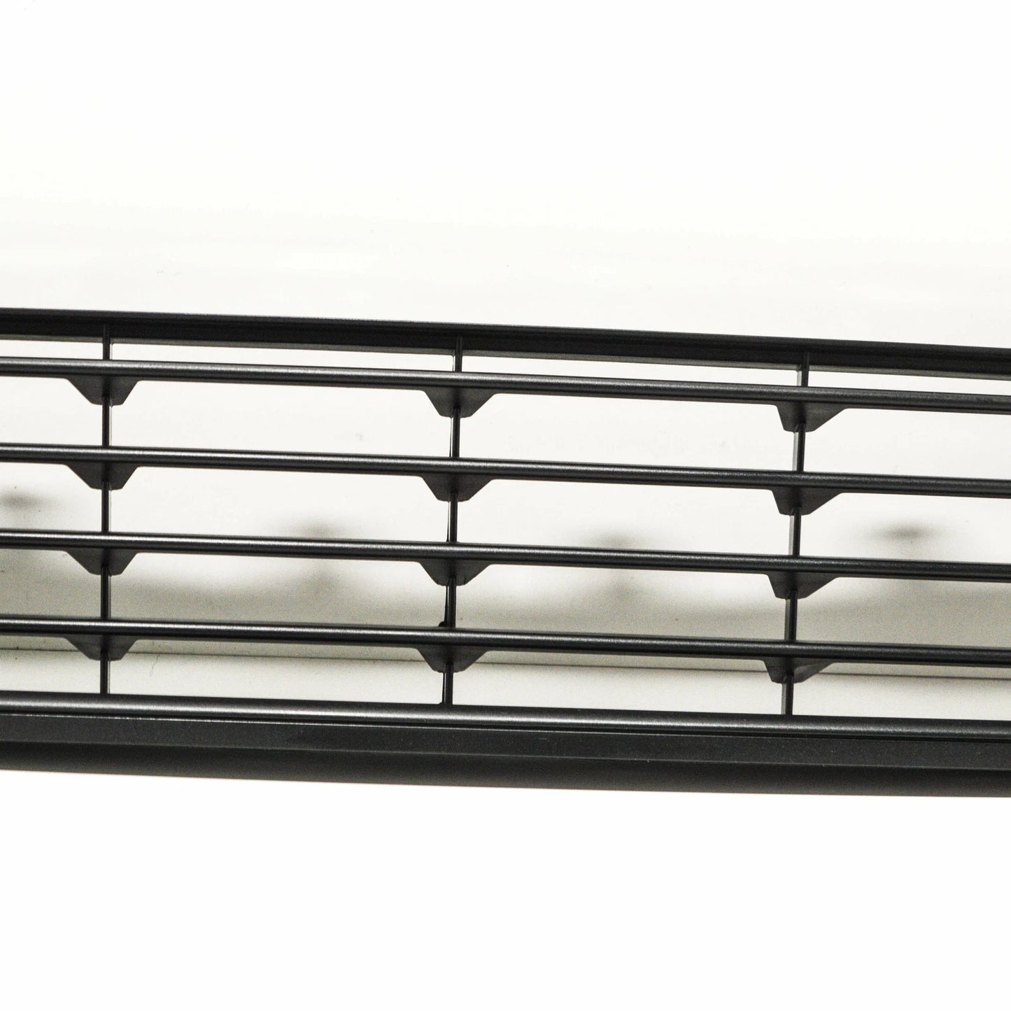 NEW VOLKSWAGEN GOLF PLUS MK5 FRONT BUMPER CENTER GRILLE 5M0853677D9B9