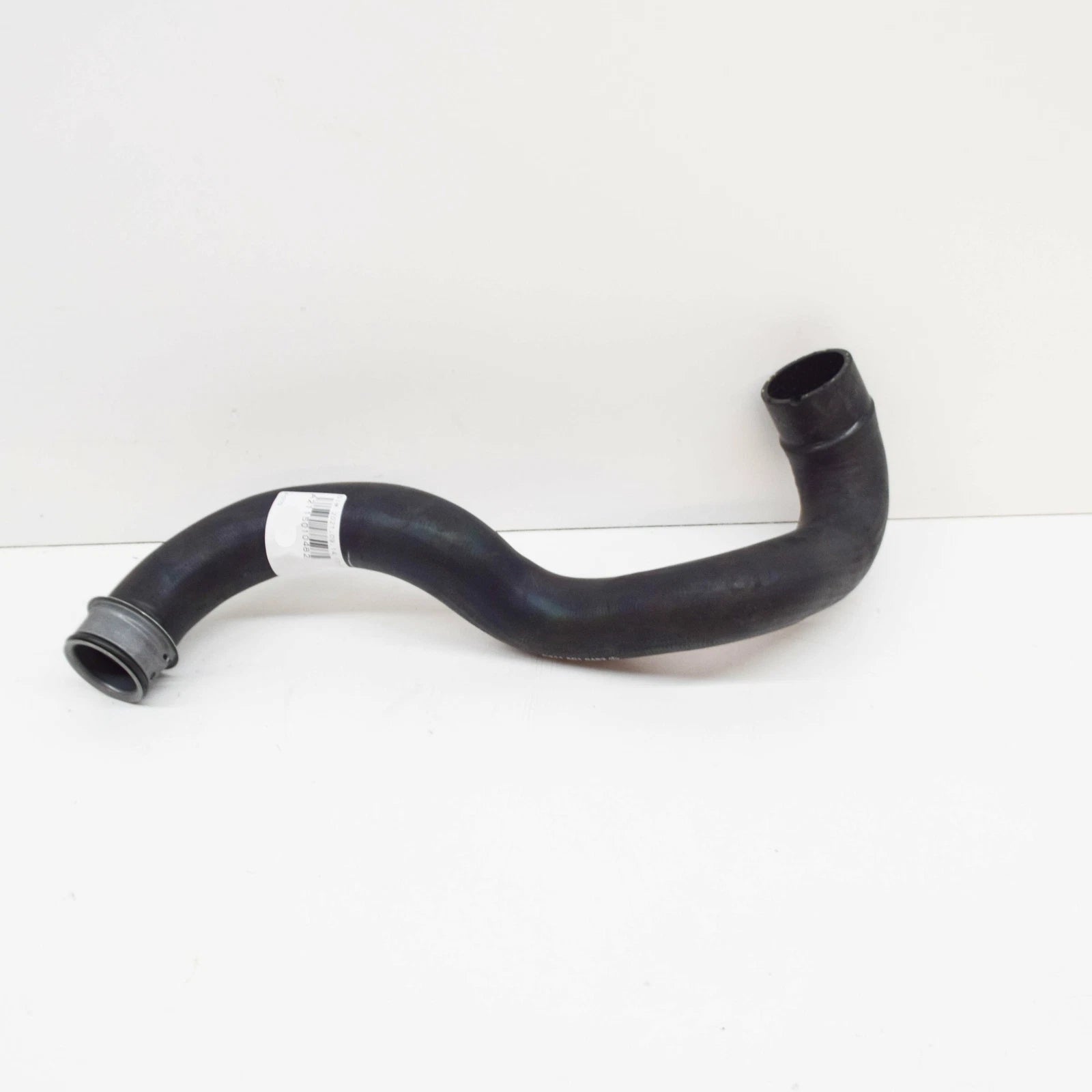 NEW MERCEDES-BENZ E-CLASS W211 LOWER RADIATOR HOSE A2115010482