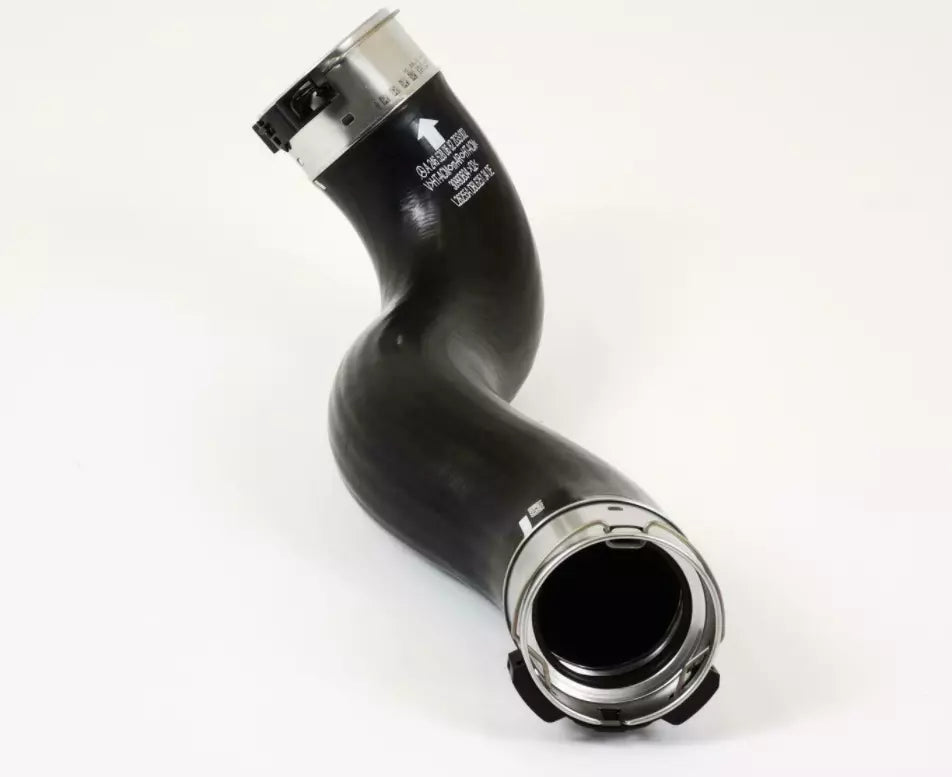 NEW MERCEDES-BENZ CLA C117 RIGHT CHARGE AIR COOLER HOSE A2465280682