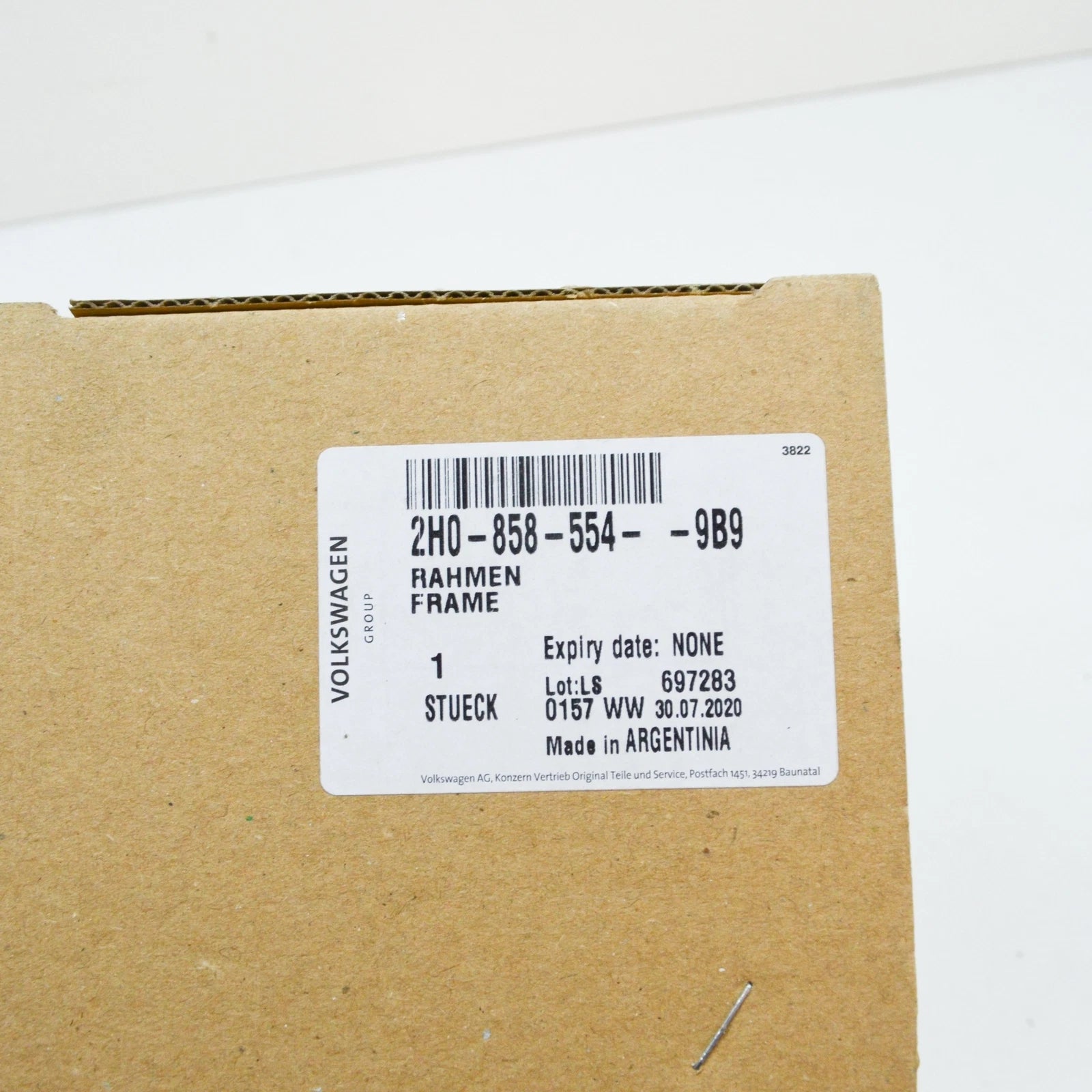 NEW VOLKSWAGEN AMAROK 2H RIGHT WING MIRROR TRIM RING 2H08585549B9