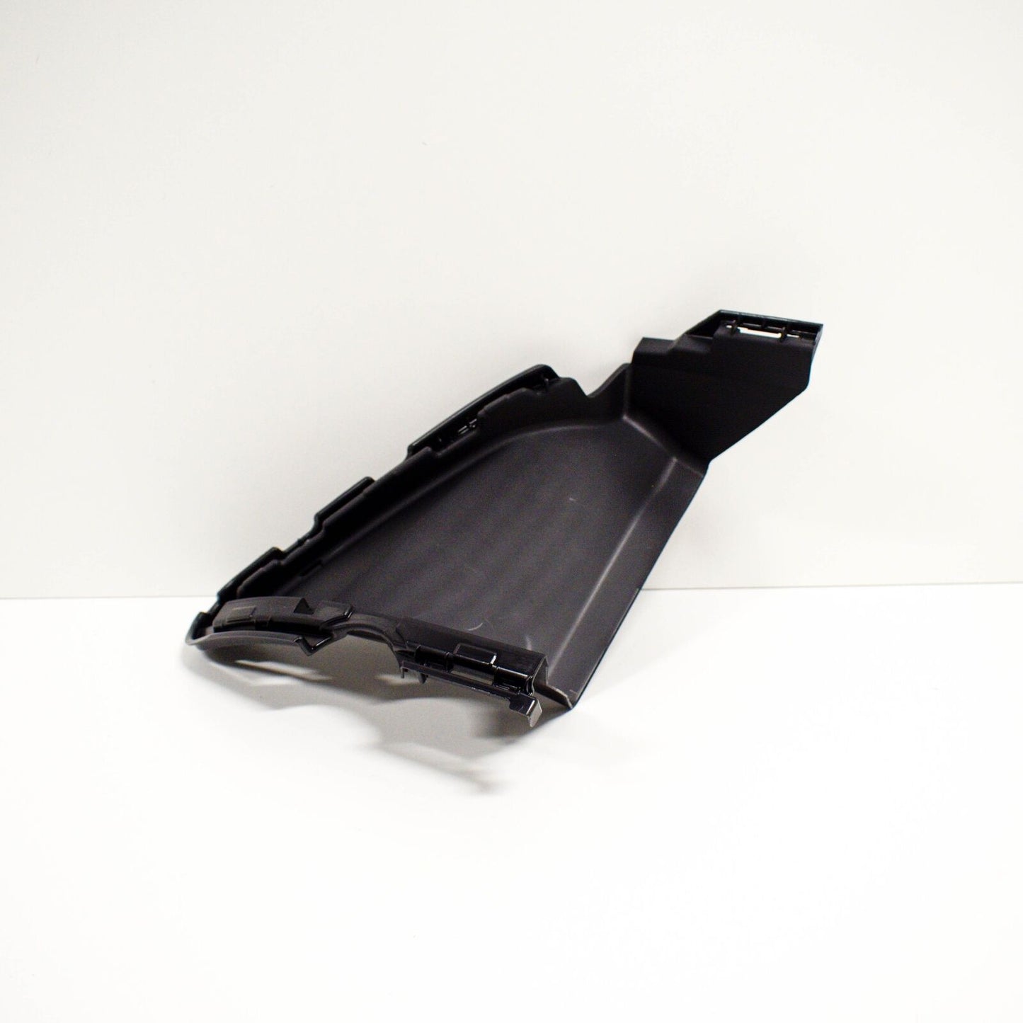 NEW VOLKSWAGEN GOLF MK7 FRONT BUMPER LEFT CLOSED ELEMENT 5G0853949H 9B9 ORIGINAL