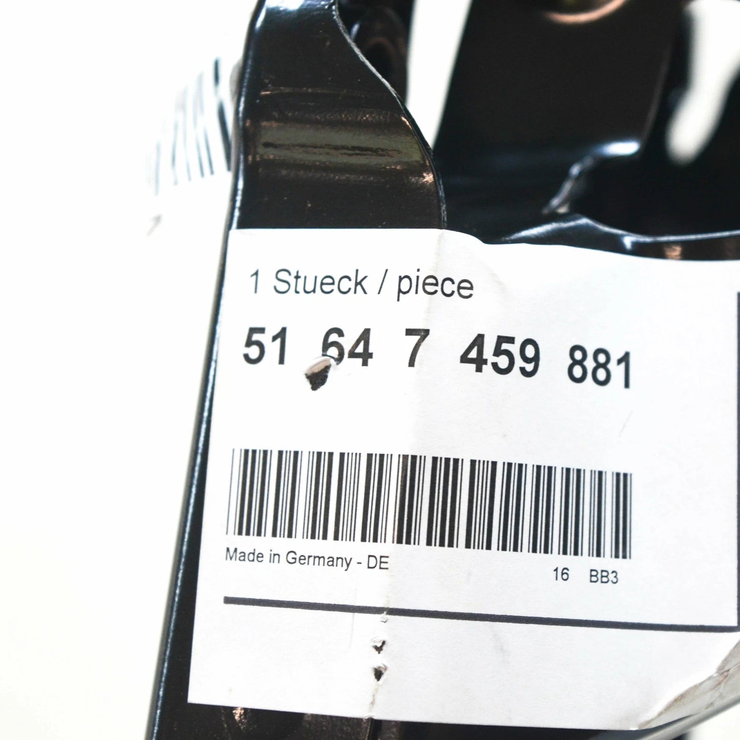 NEW BMW 1 F40 FRONT LEFT RADIATOR SUPPORT TIE BAR EXTENSION 51647459881 ORIGINAL